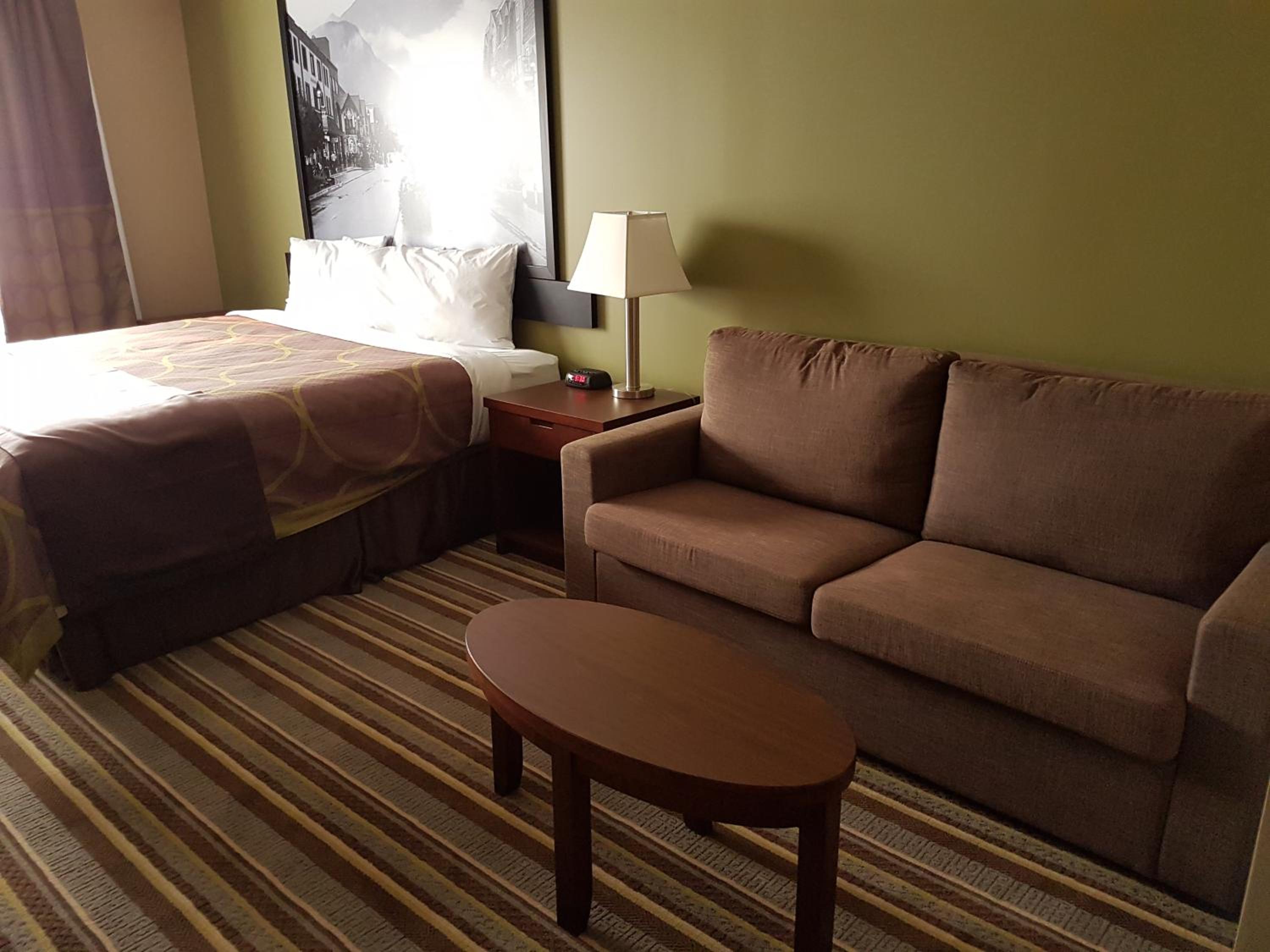 King Room - Non-Smoking photo 2