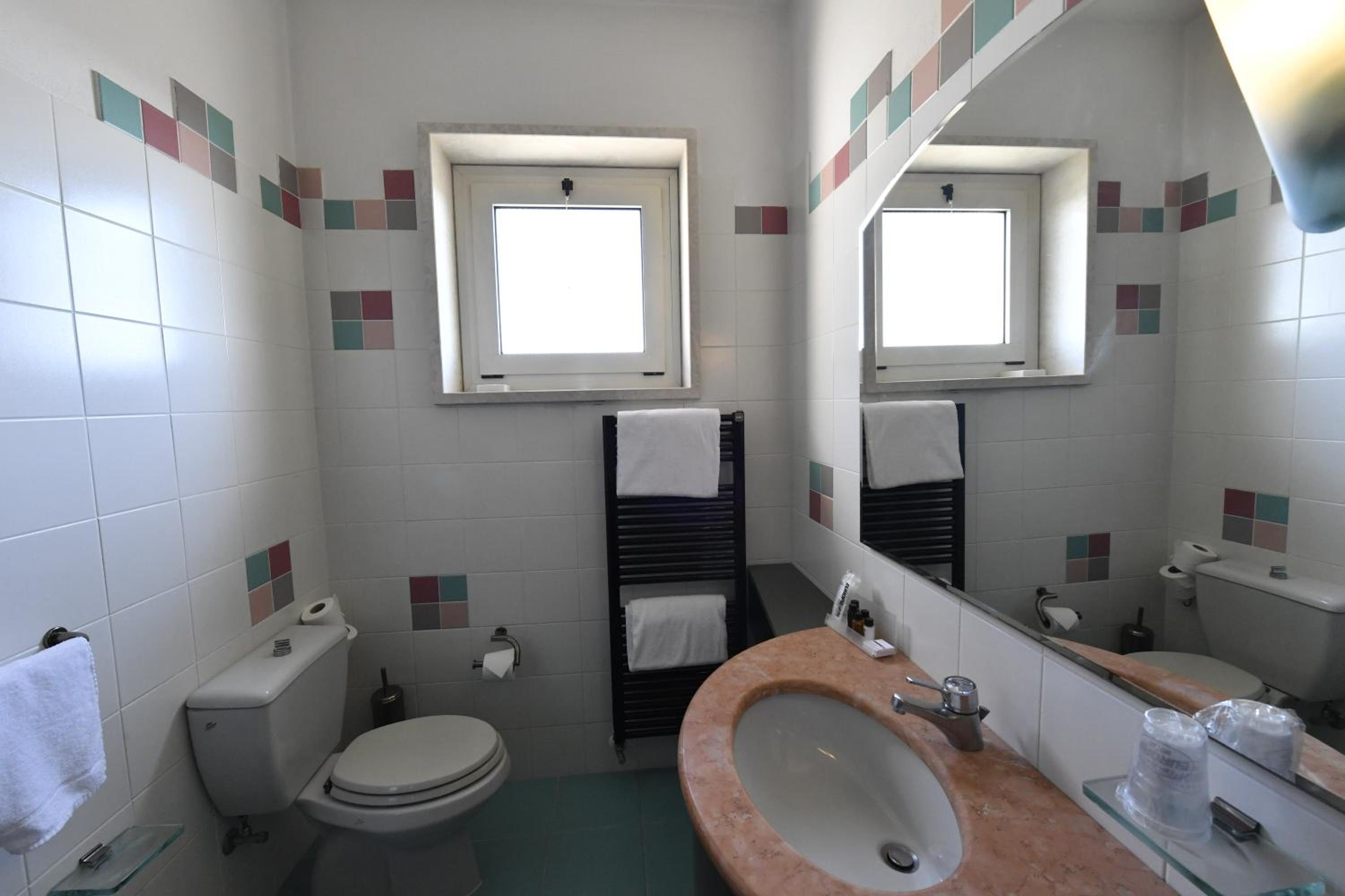 Double or Twin Room with Balcony photo 2