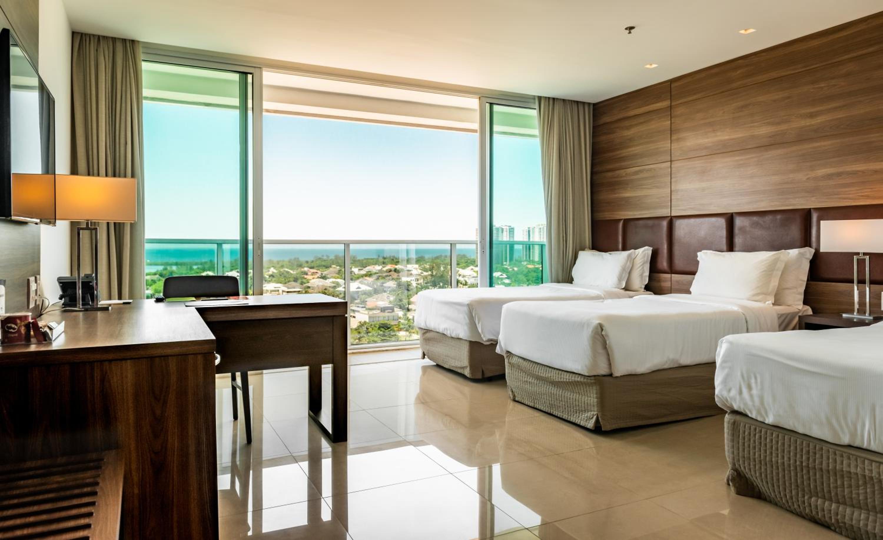 Master Triple Room