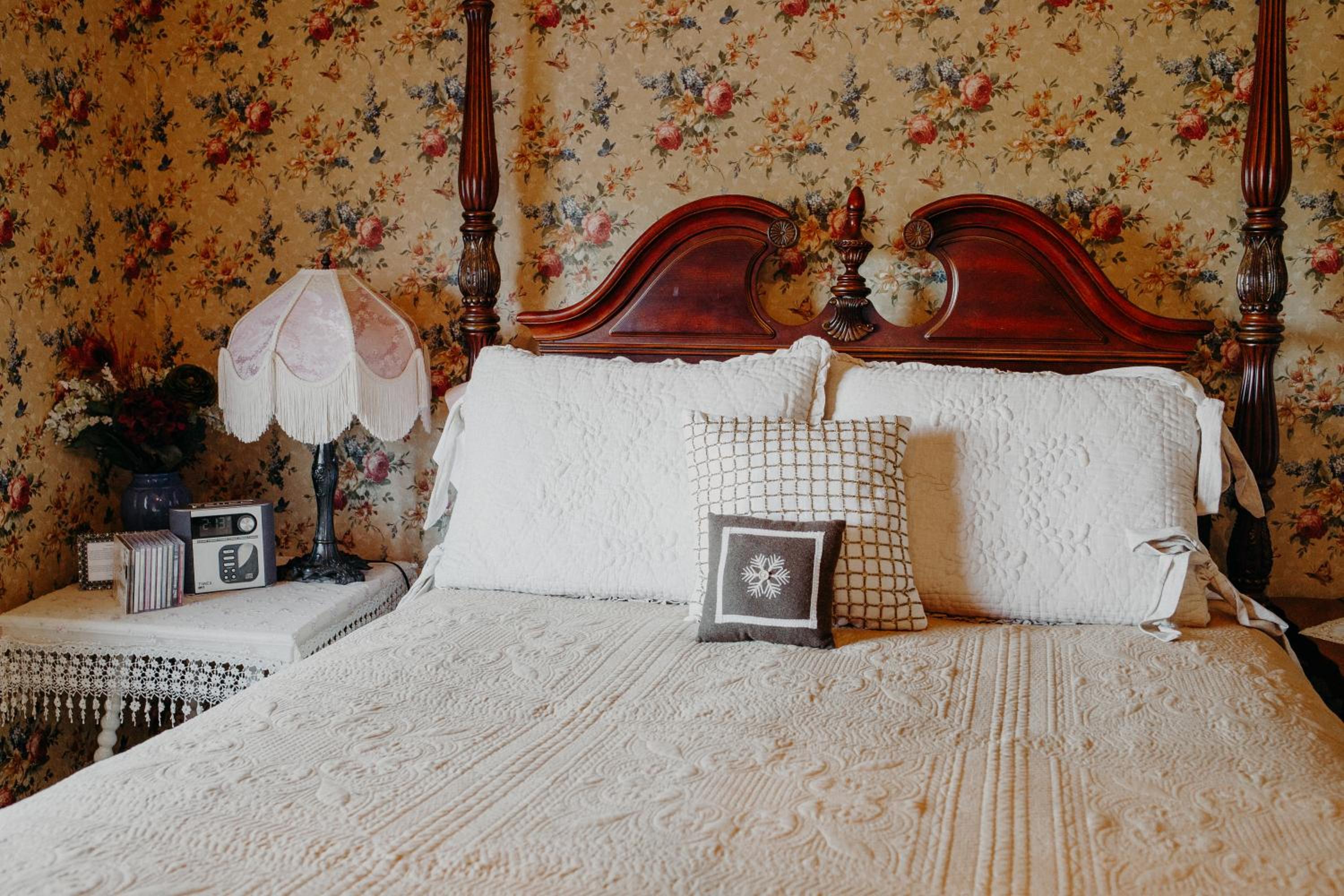 Queen Suite photo 3