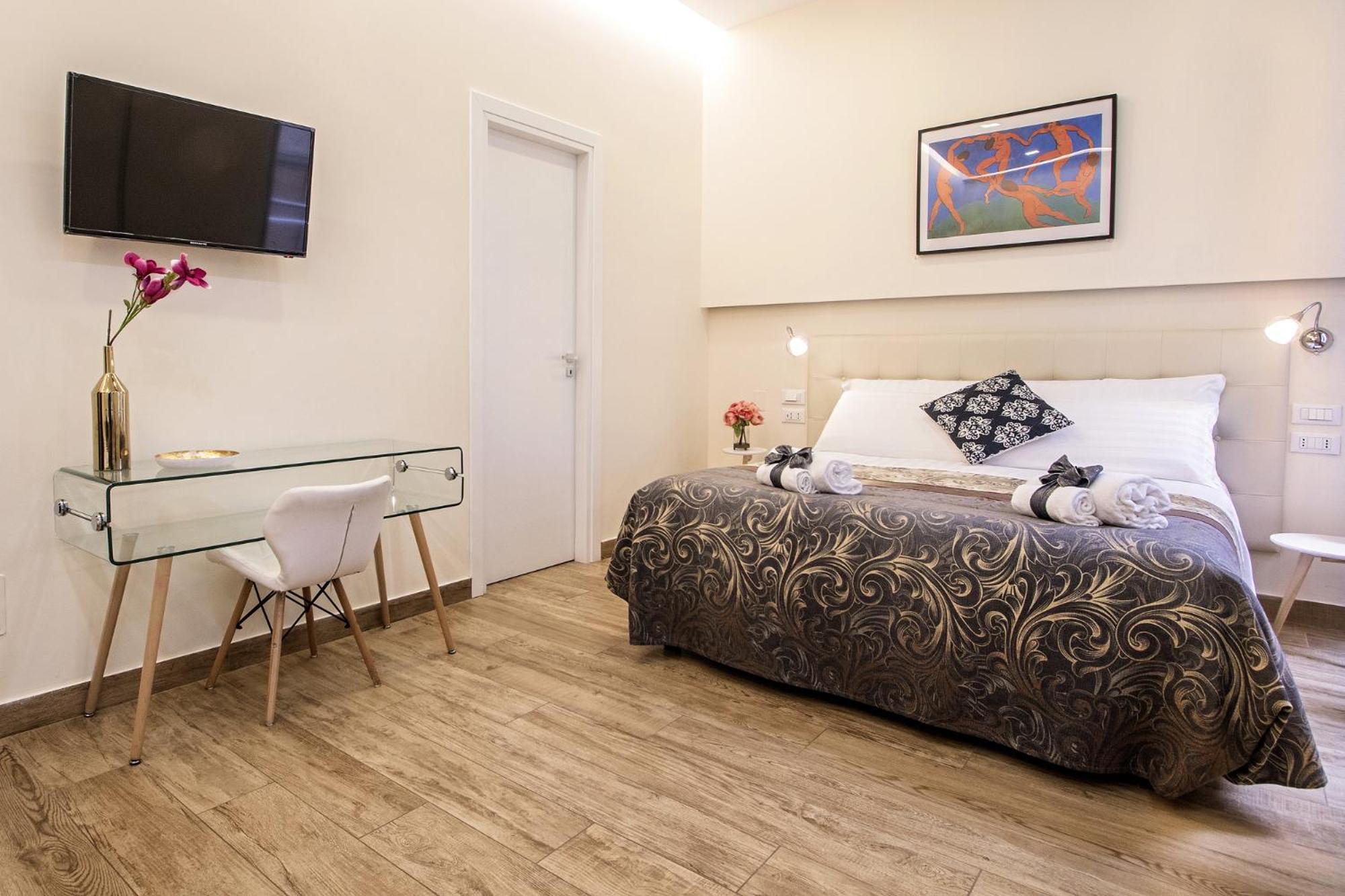 Deluxe Triple Room photo 2