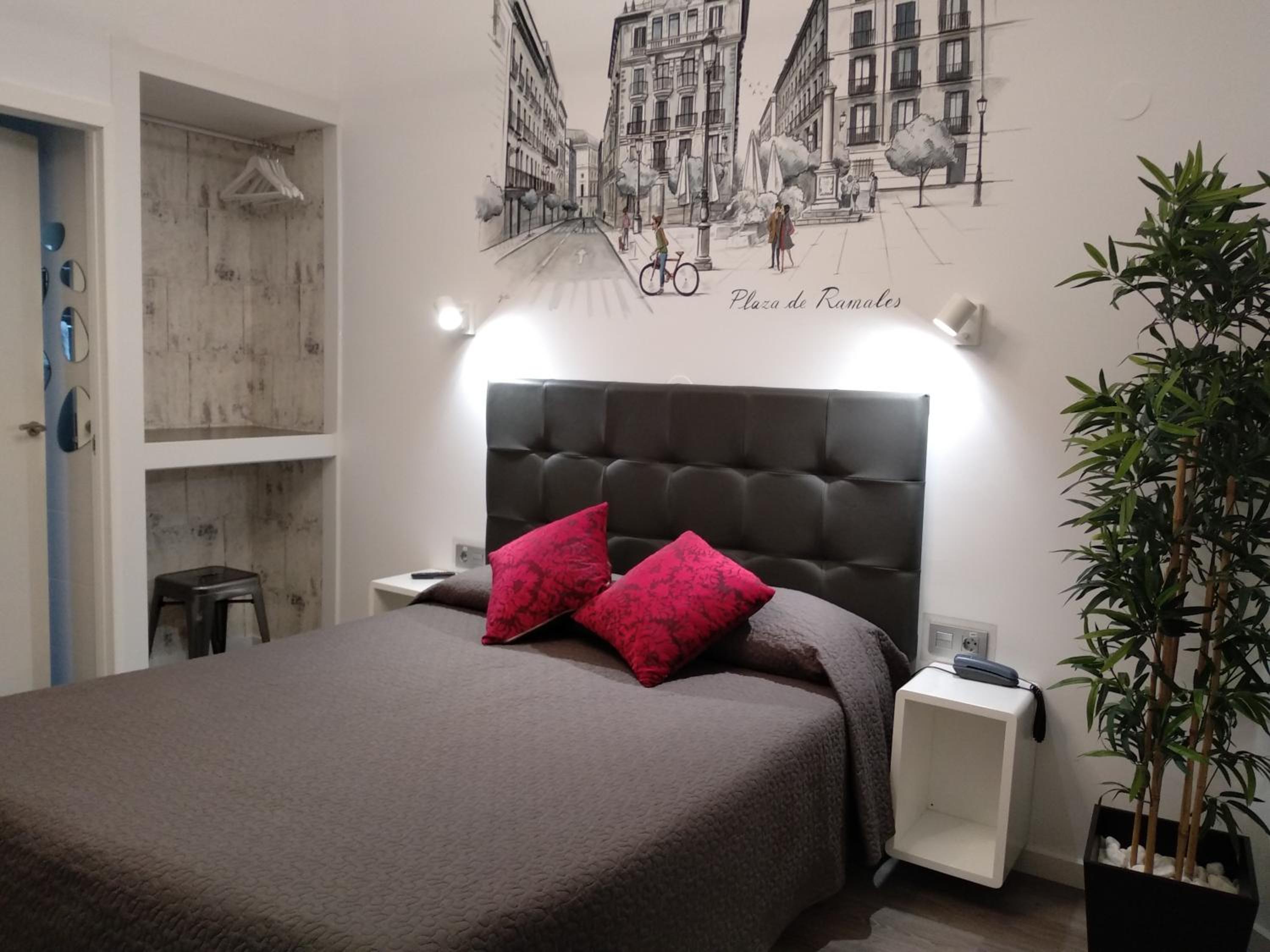 Double Room - Photo 30