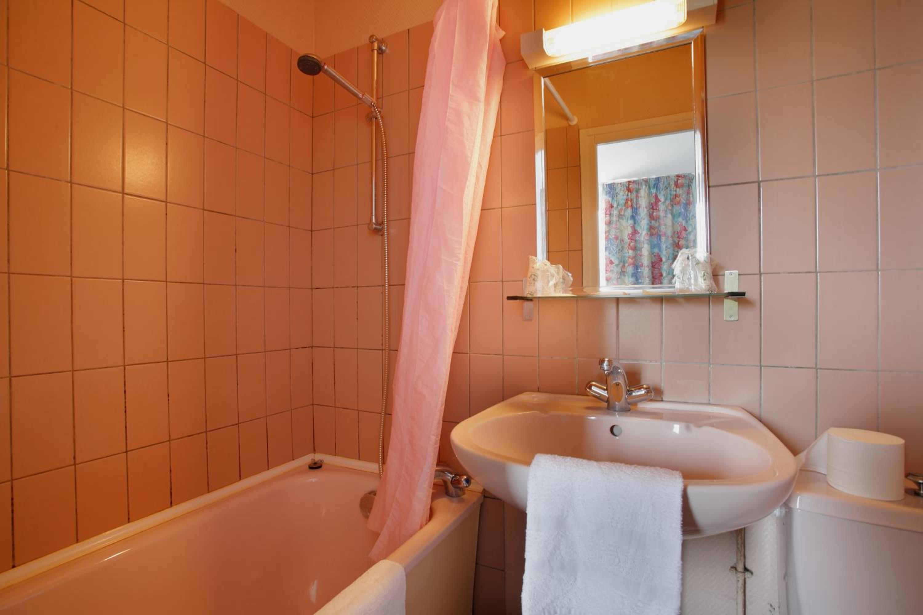 Double Room - Photo 3