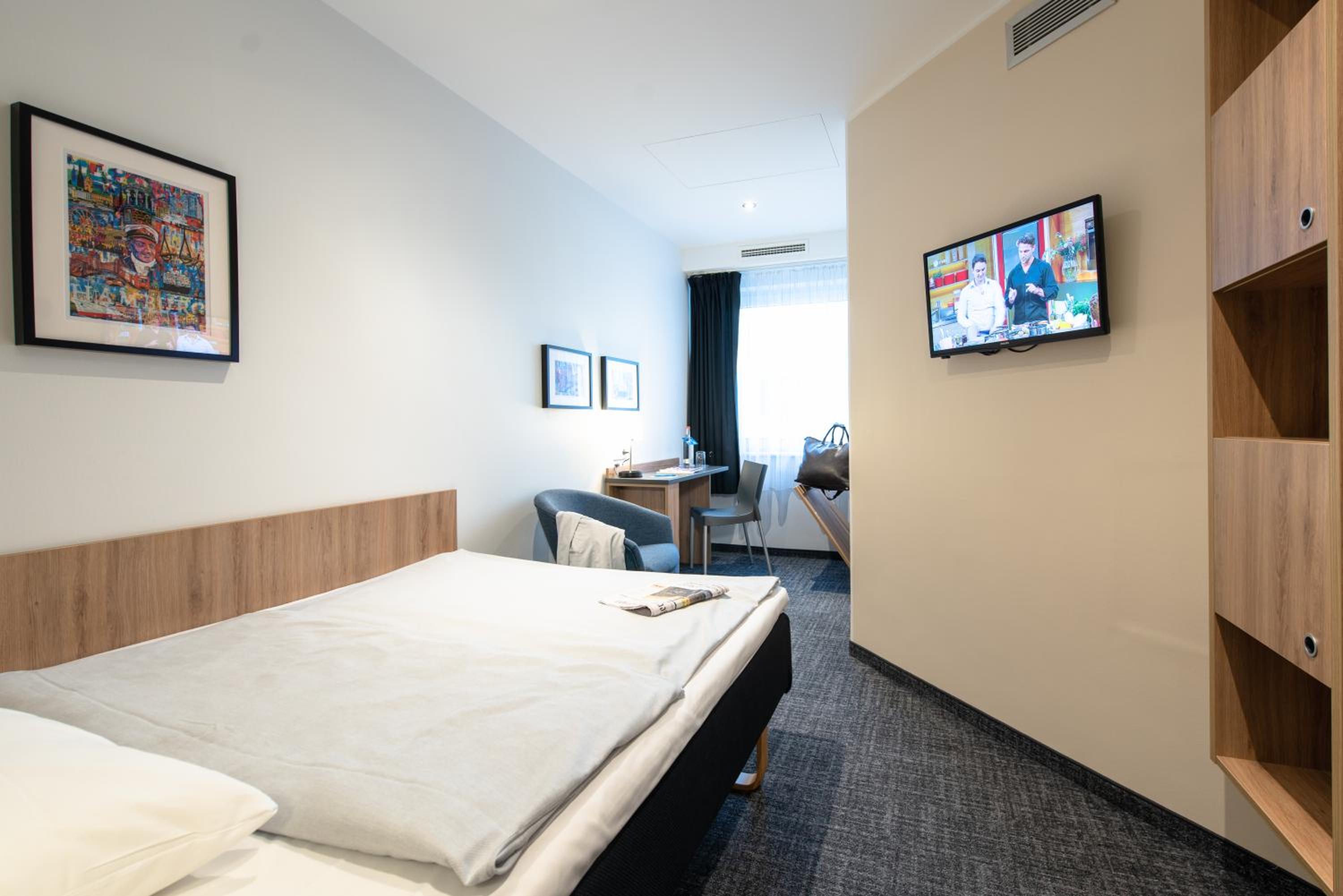 Superior Single Room