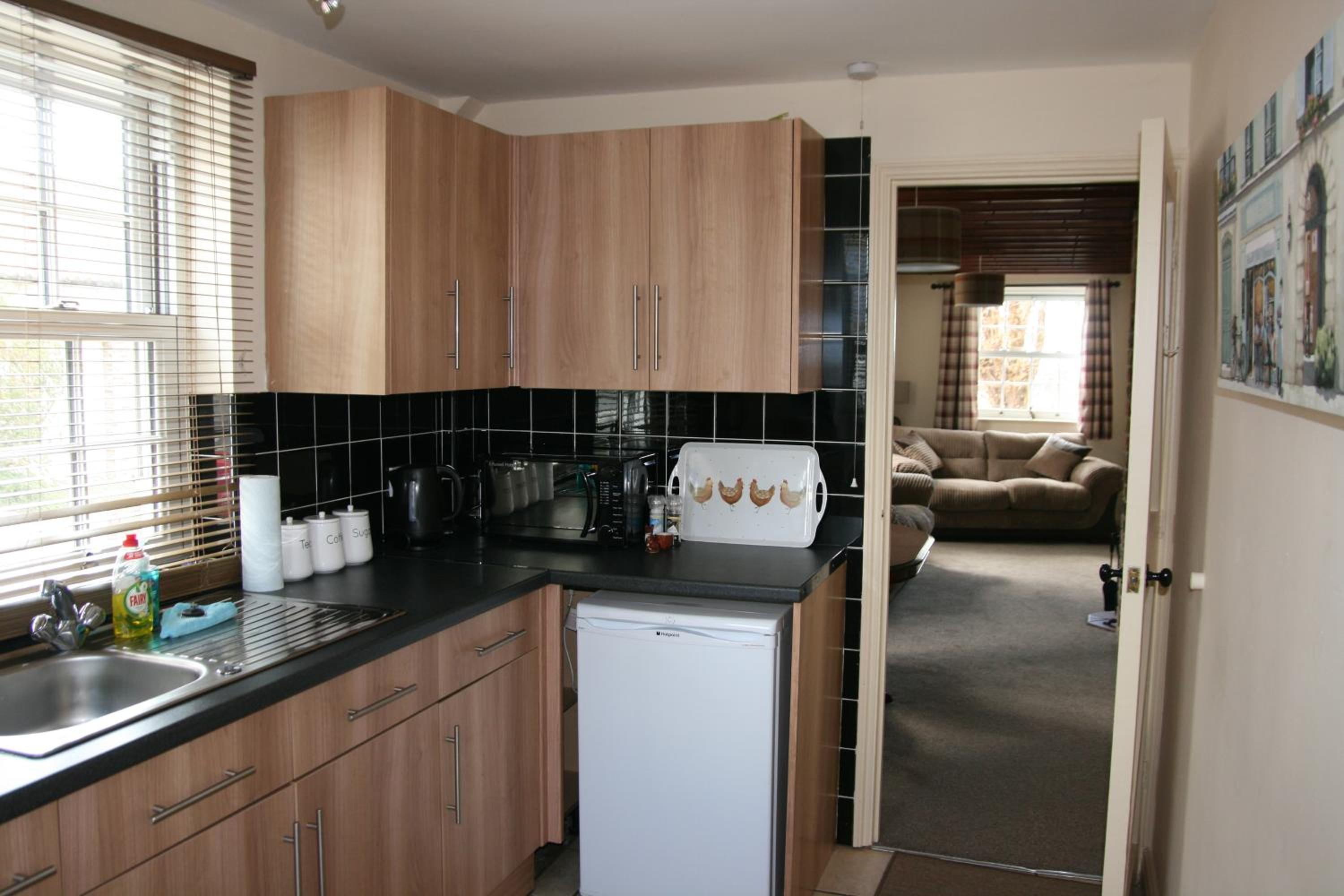 One-Bedroom Apartment - Photo 8