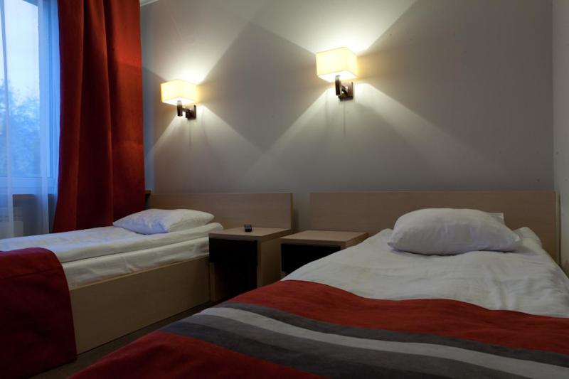 Twin Room - Photo 1