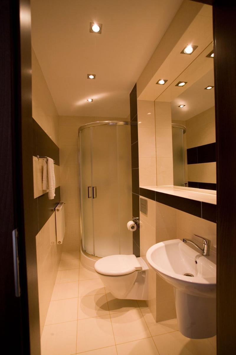 Suite - Photo 3