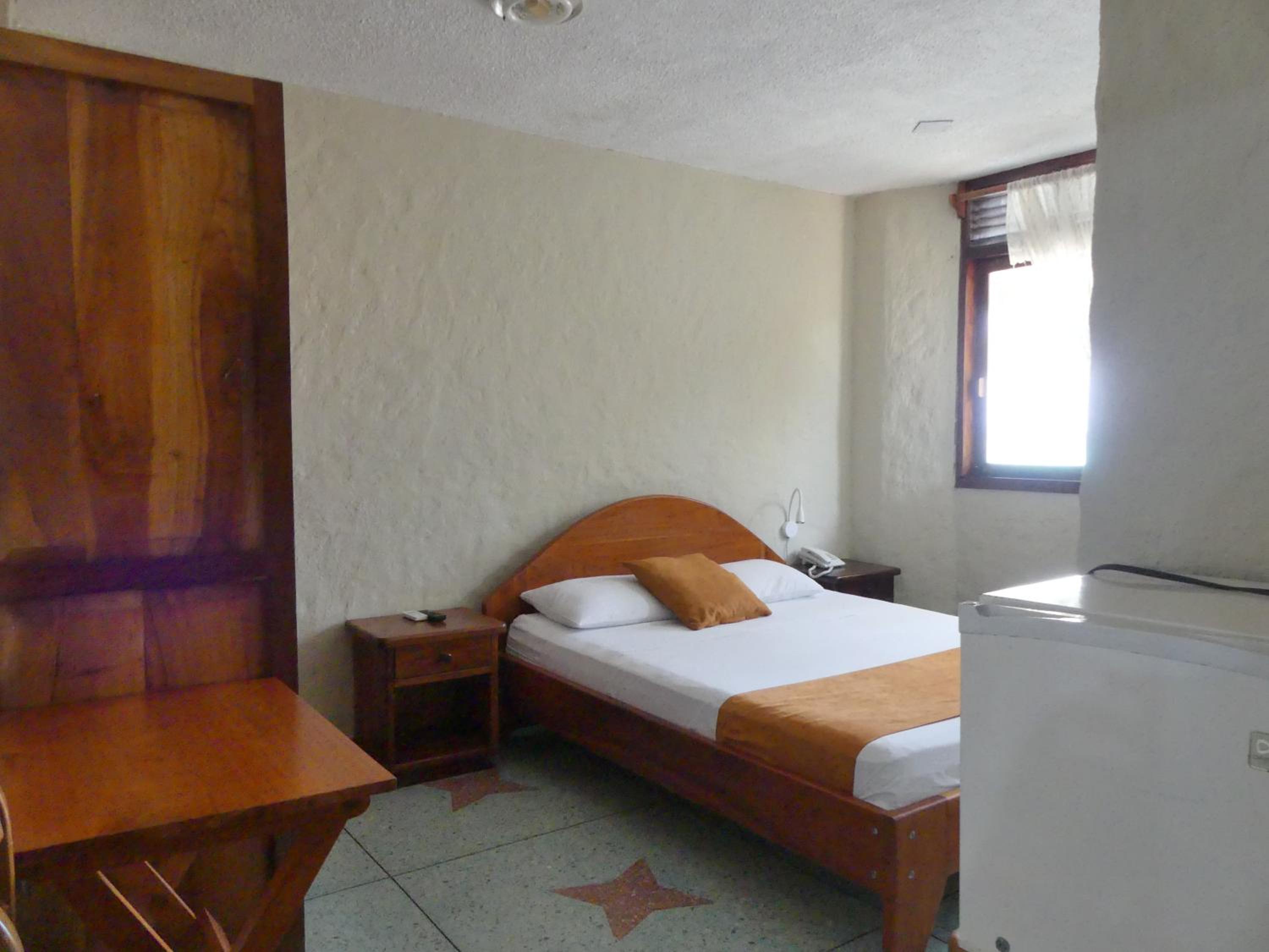 Deluxe Queen Room photo 2