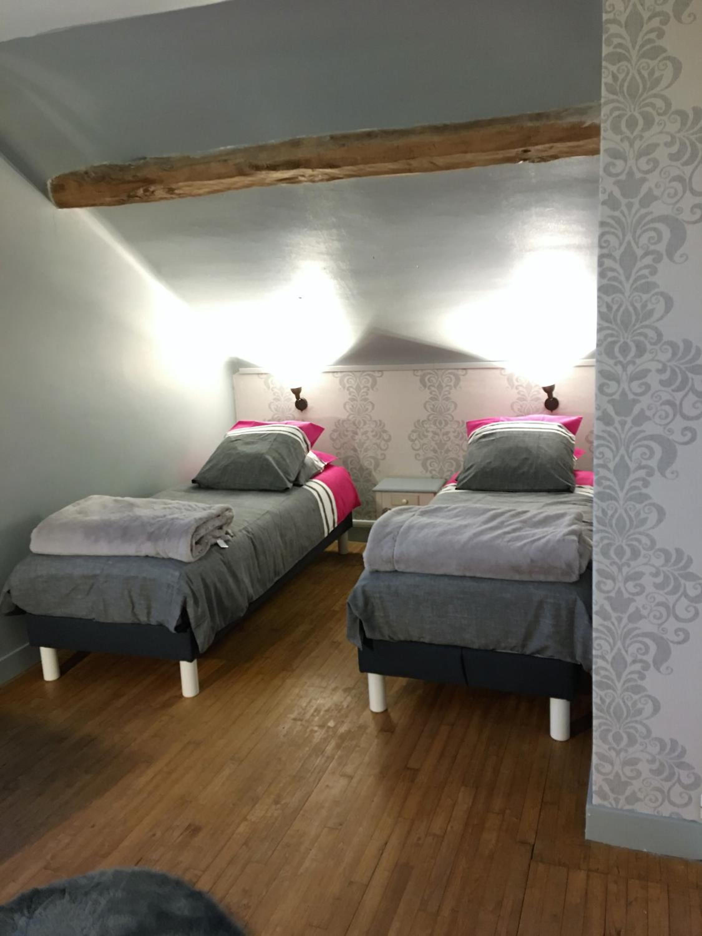 Quadruple Room with Private External Bathroom photo 3