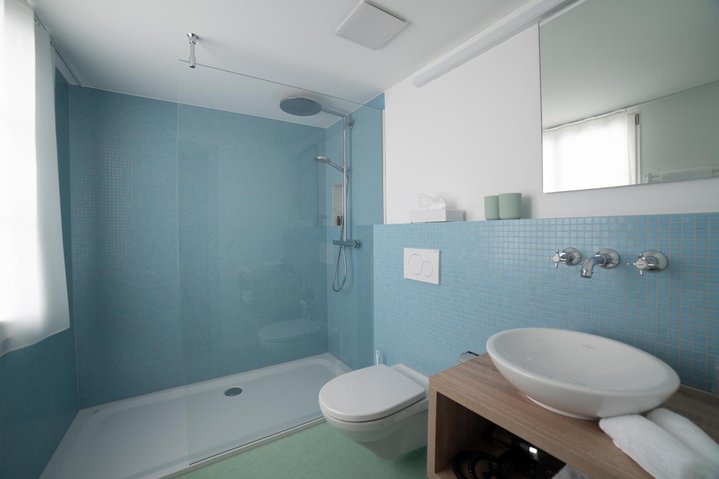 Deluxe Double Room with Balcony photo 3