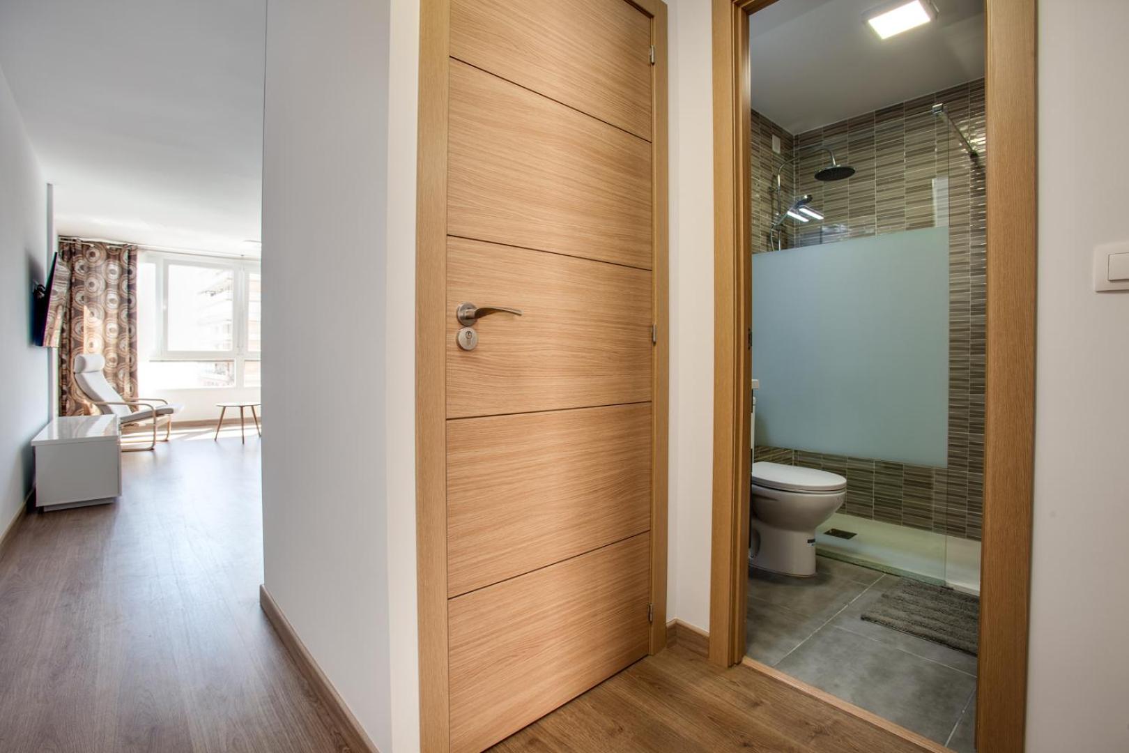 Apartment with Sea View - Photo 19