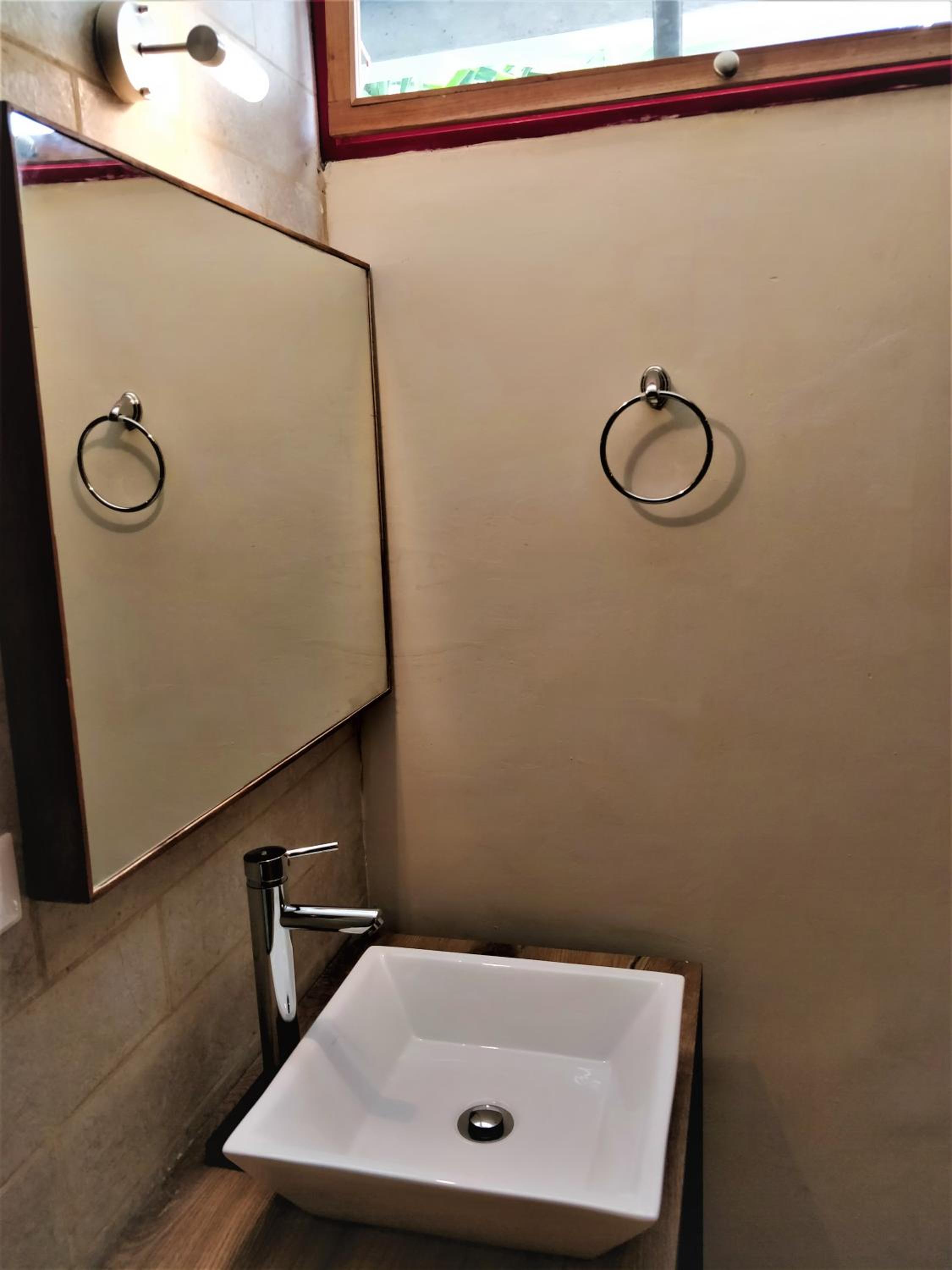 Superior Double Room with Two Double Beds - Photo 5