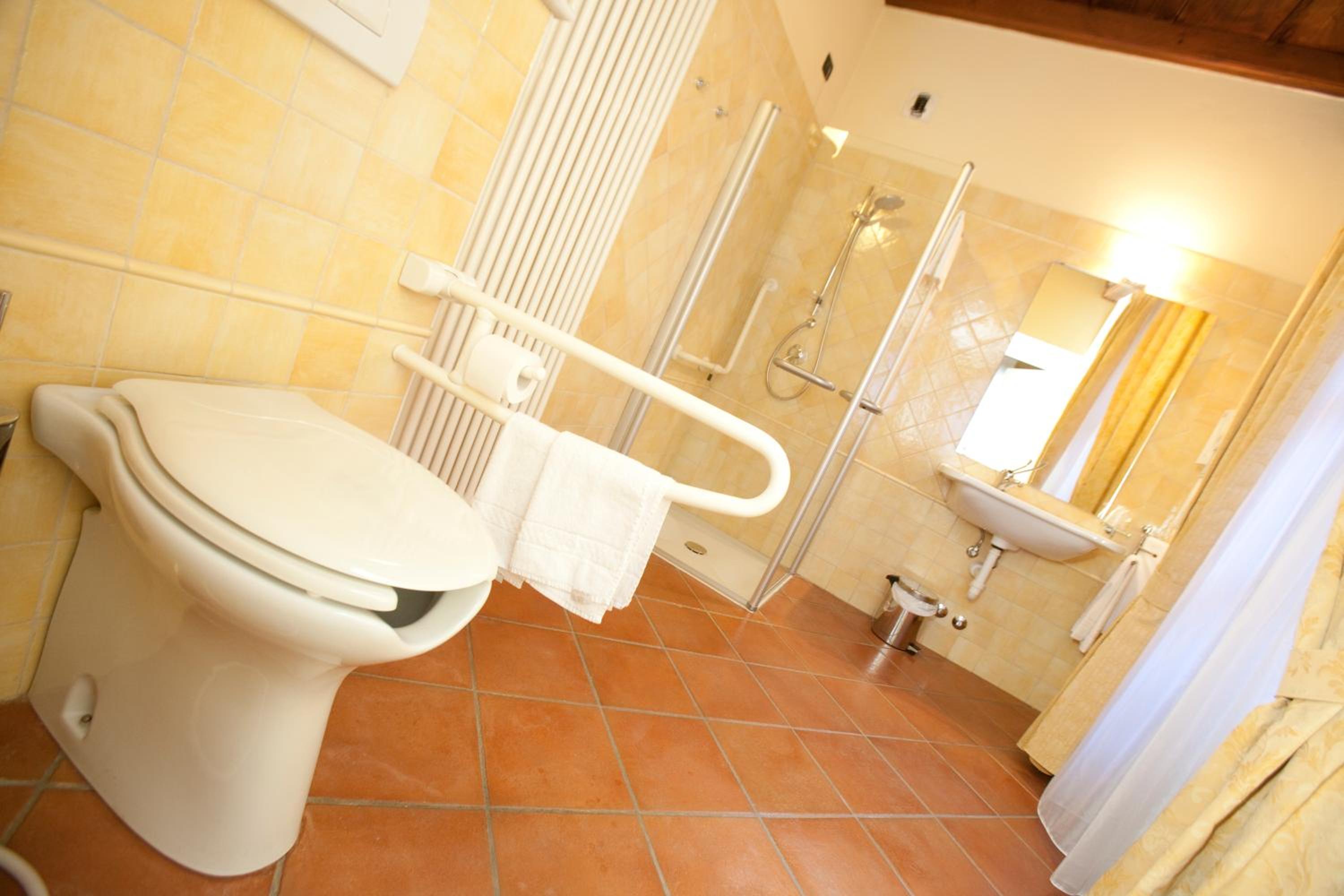 Double Room - Photo 2