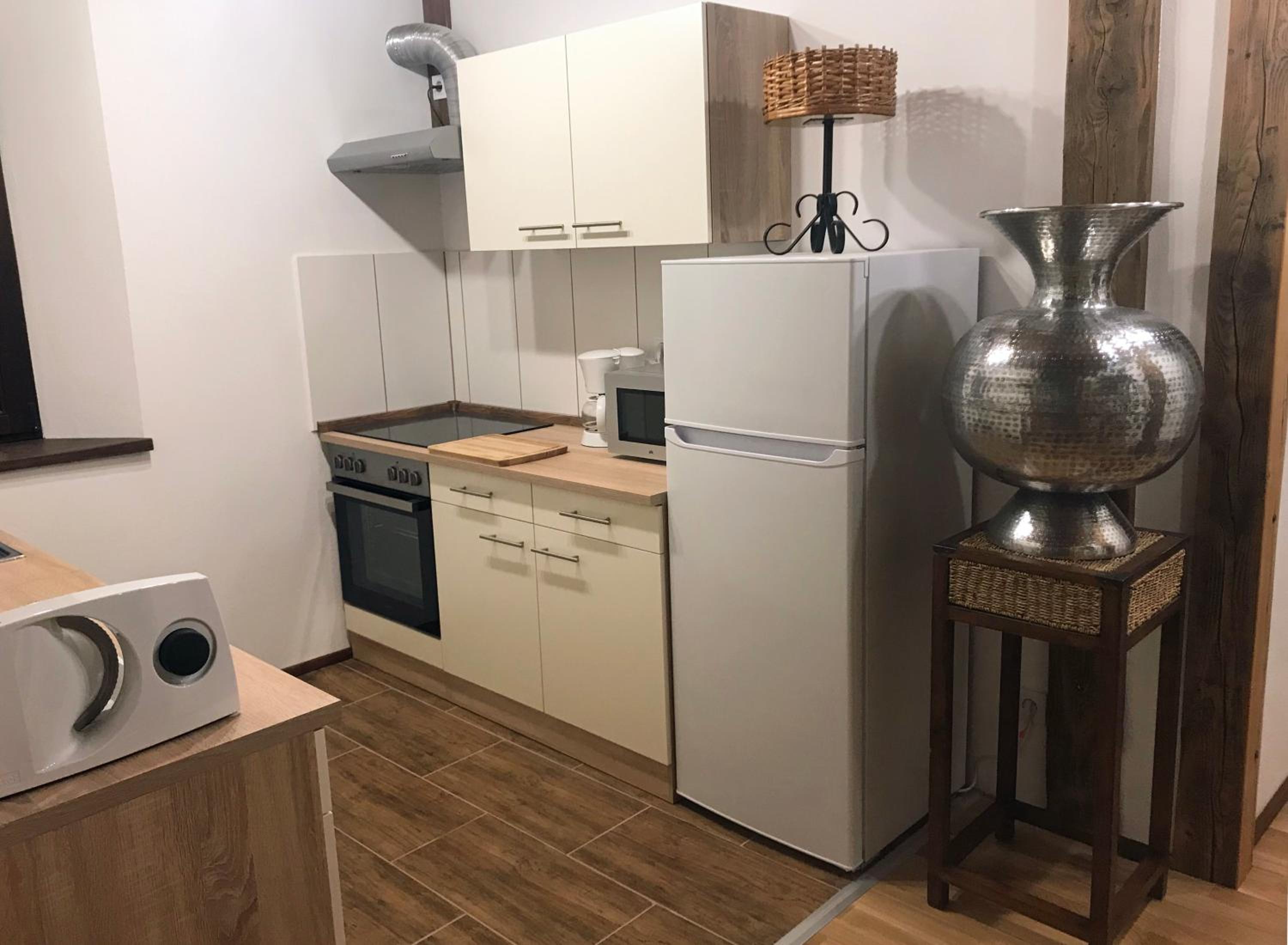 One-Bedroom Apartment - Photo 15