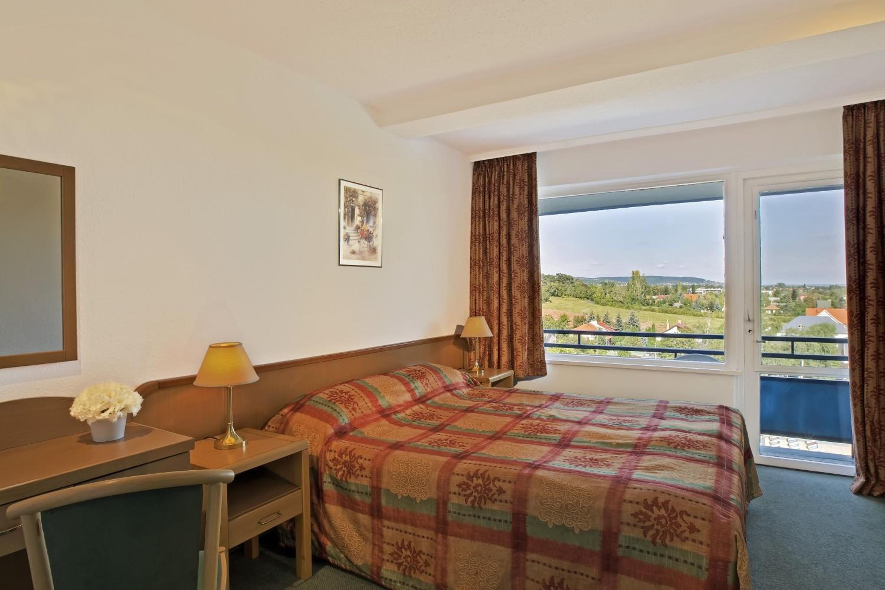 Superior Double Or Twin Room With Balcony photo 1