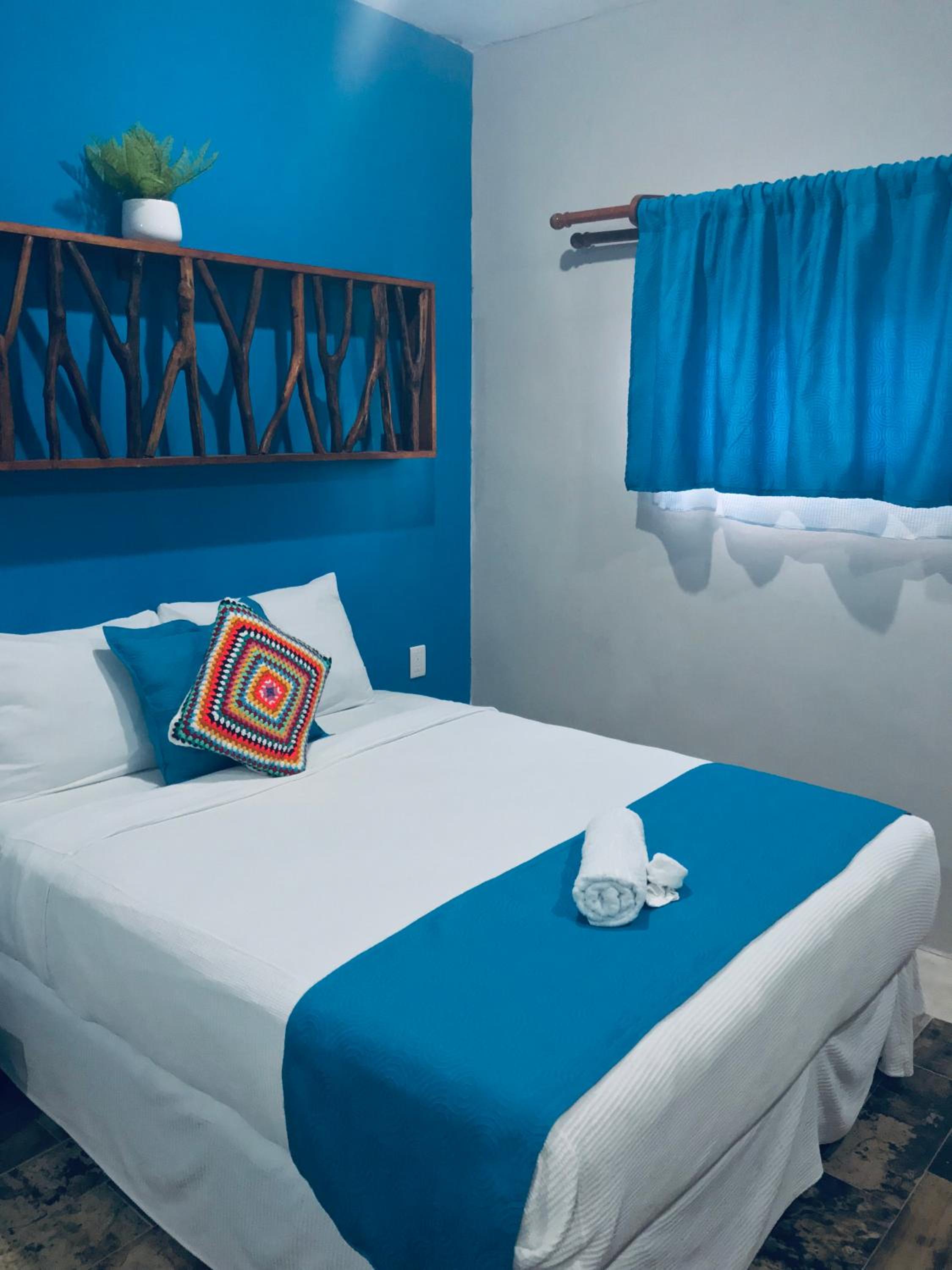 Standard Room - Photo 7