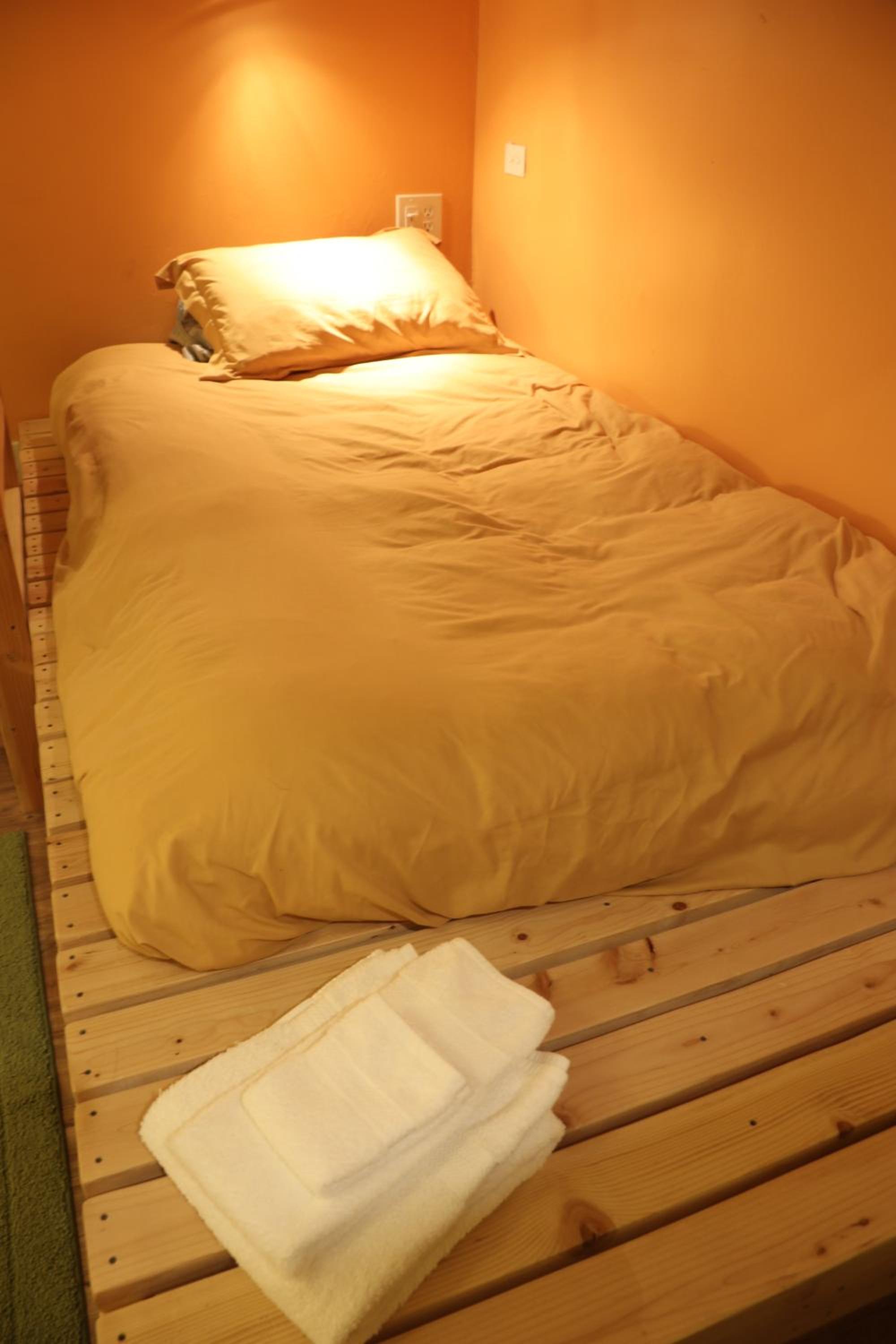 Bed in 6-Bed Mixed Dormitory Room