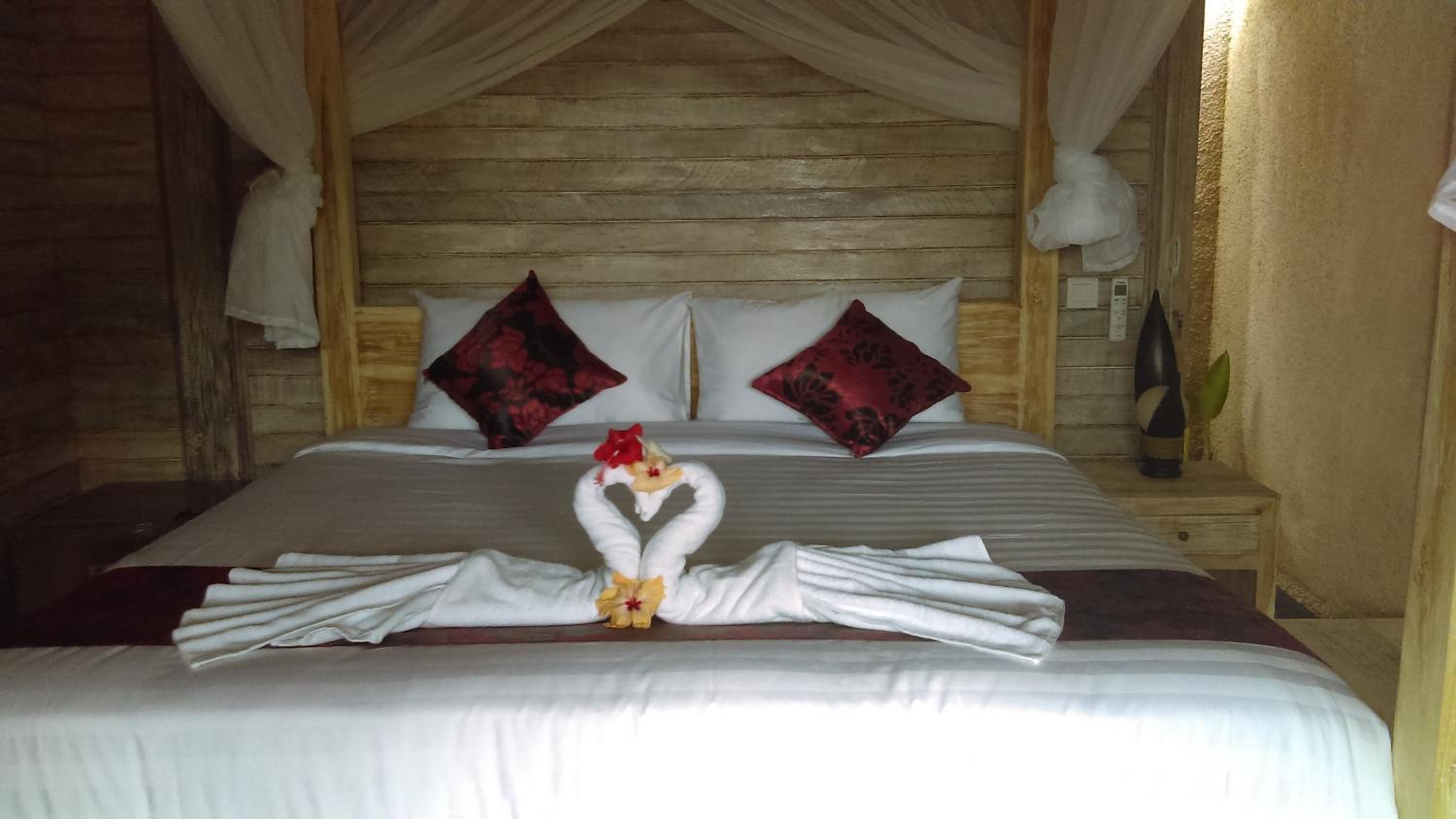 Deluxe Double Room with Sea View - Photo 4