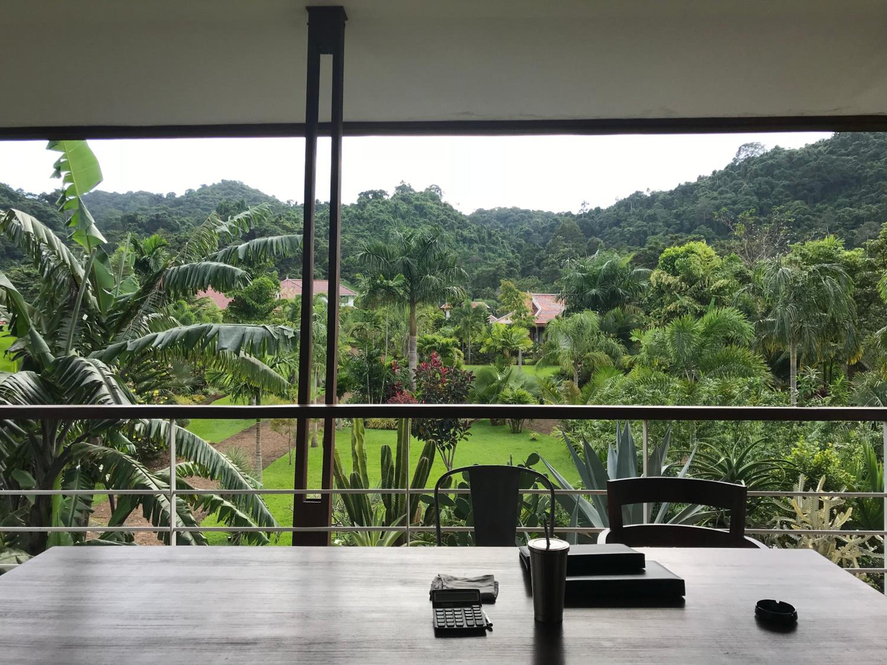 Studio with Balcony photo 3