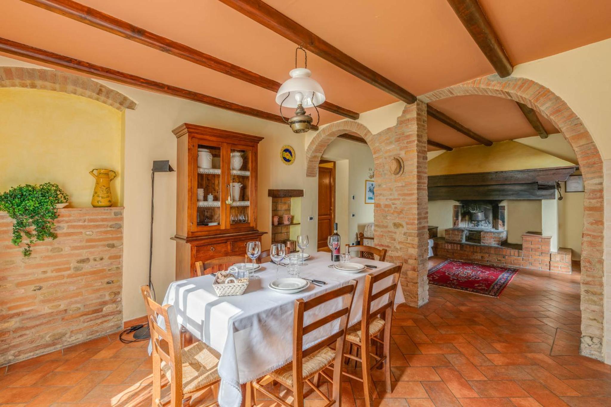 Two-Bedroom Apartment with Private Garden photo 2