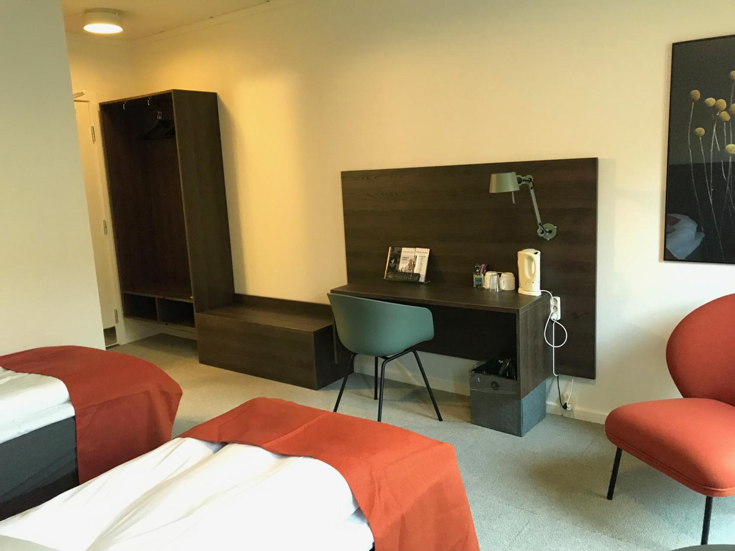 Standard Twin Room photo 1