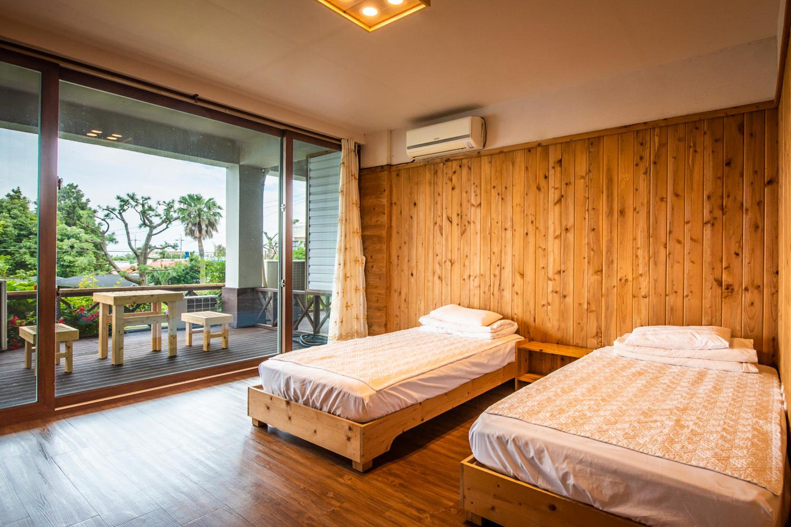 Twin Room with Balcony and Garden View