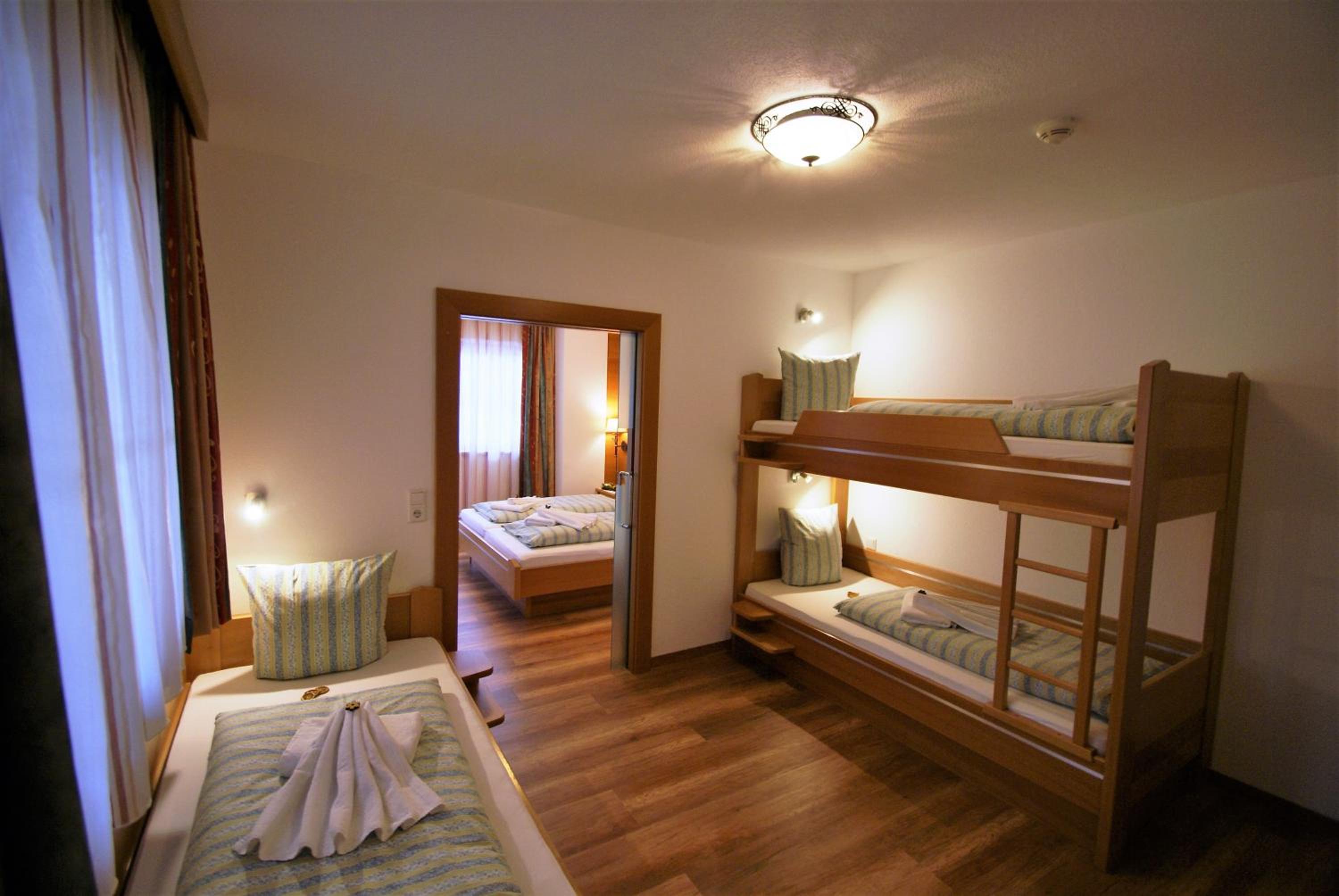 Suite with Balcony - Photo 1