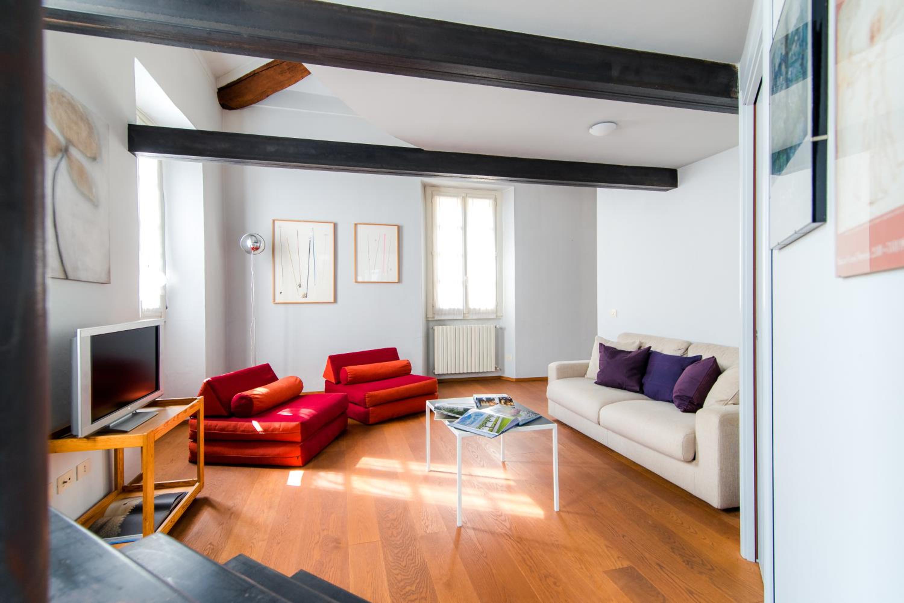 One-Bedroom Apartment - Photo 14