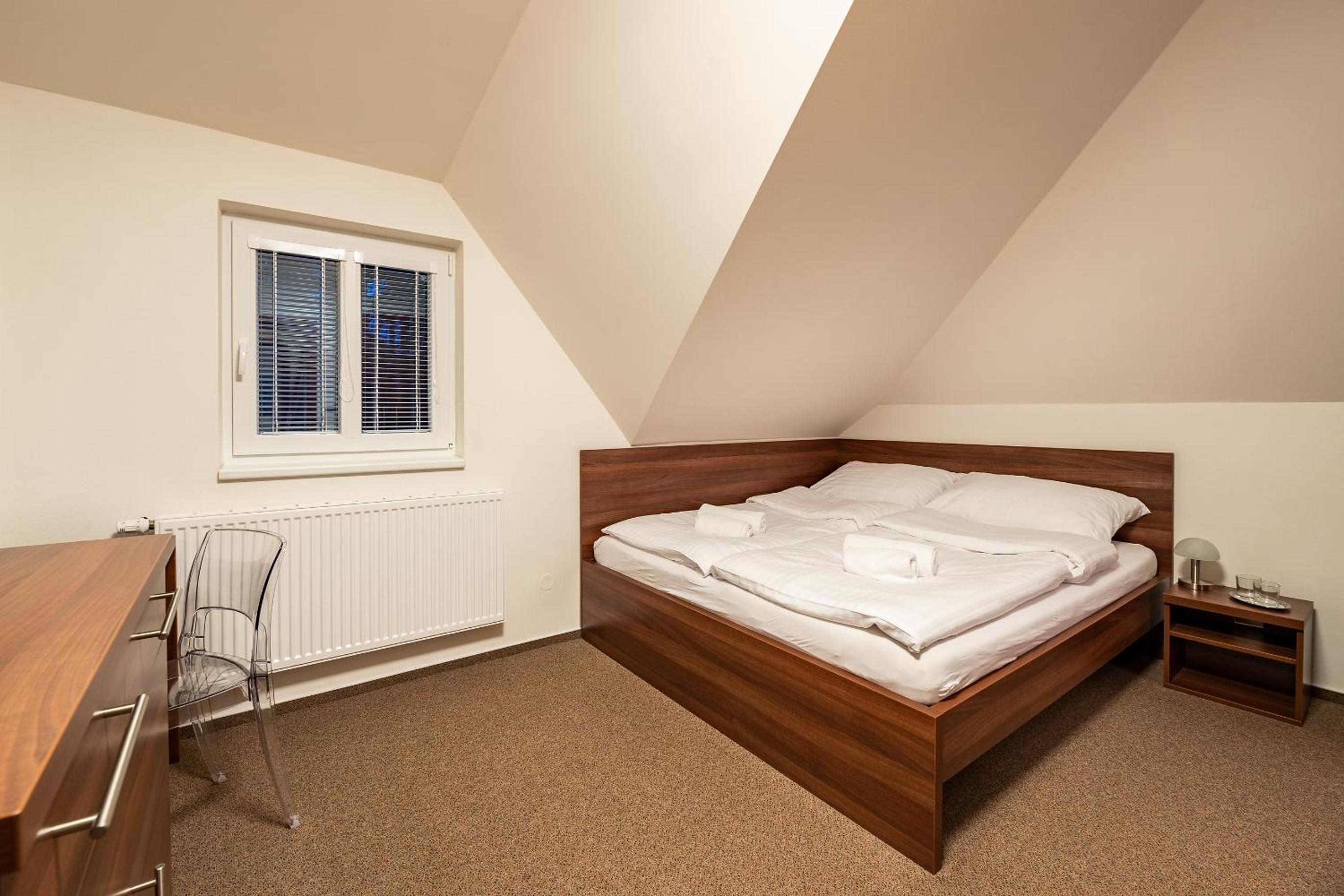 Deluxe Double Room with Bath photo 1