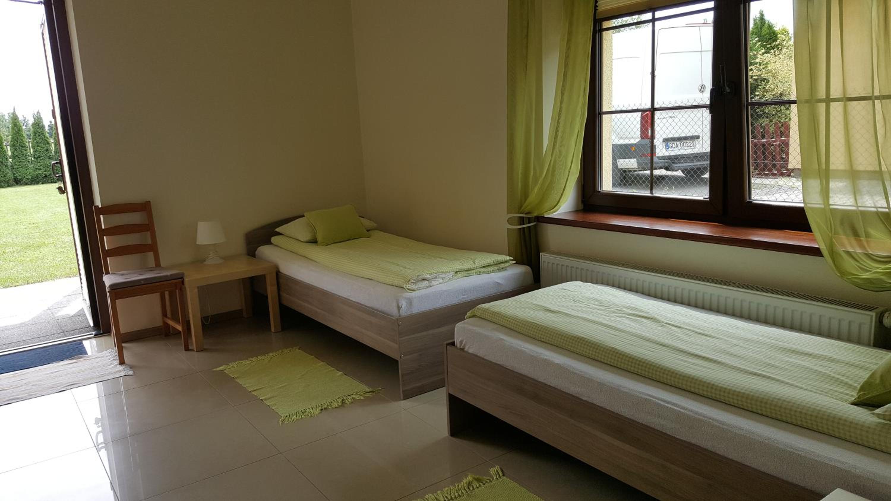 Studio Apartment - Photo 17