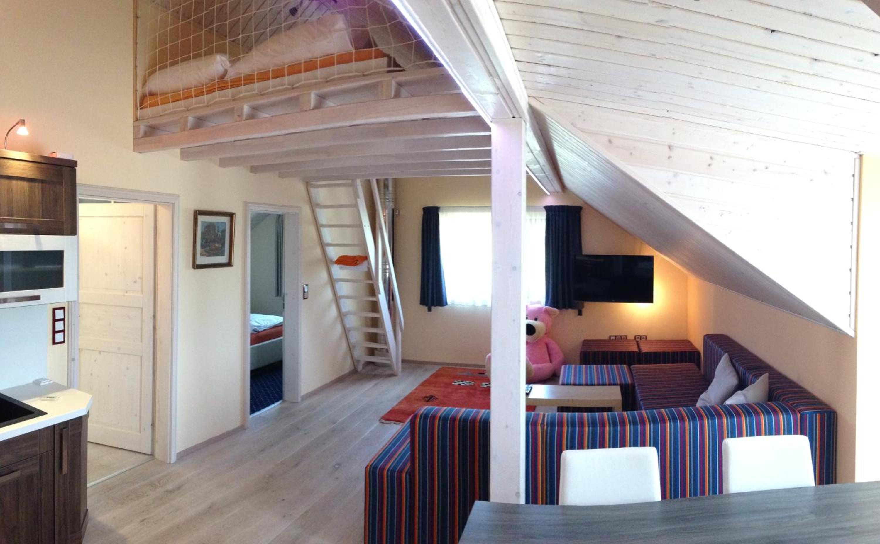 One-Bedroom Apartment(6) With Blind Balcony photo 1