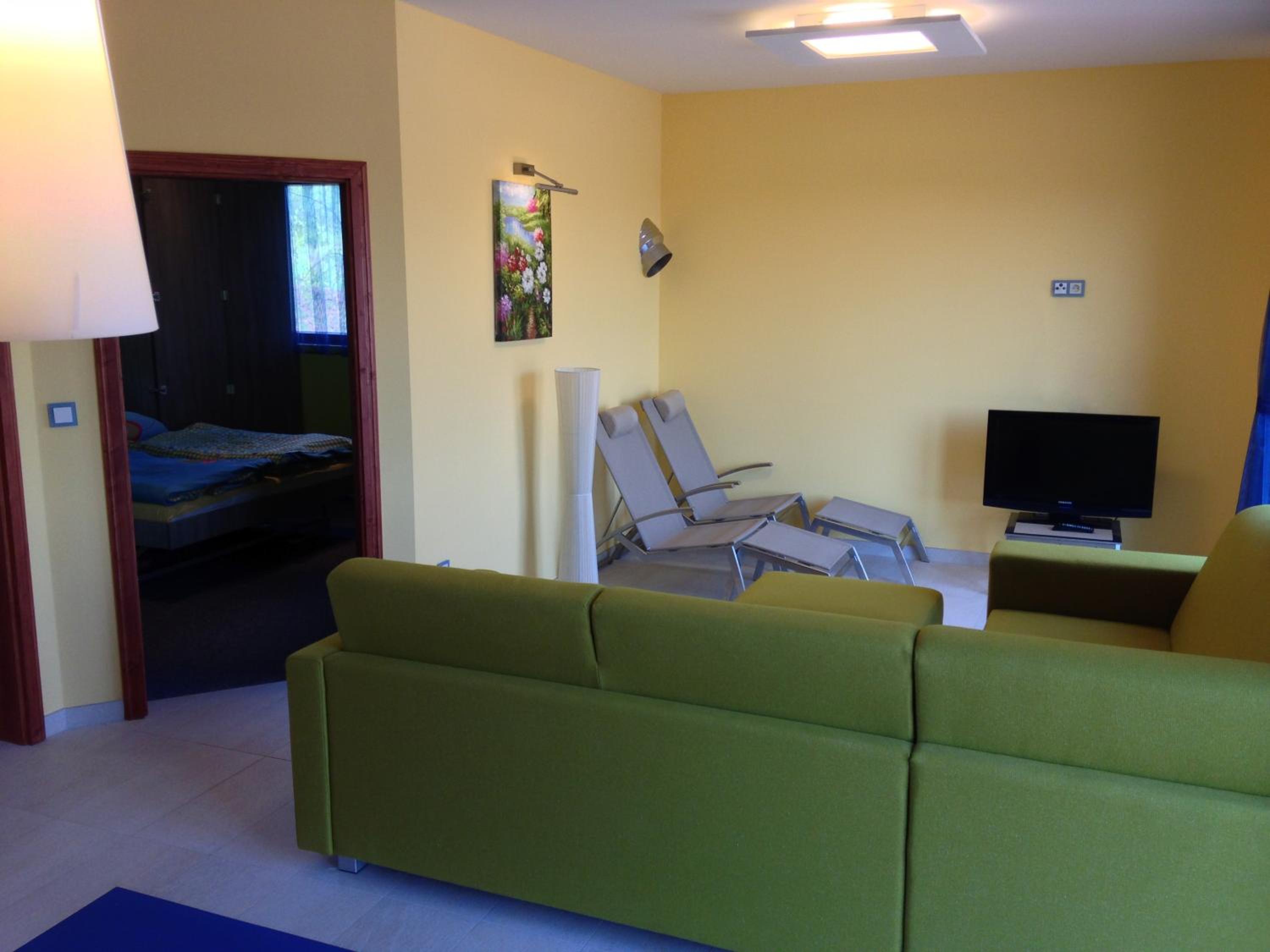 One-Bedroom Apartment(4) With Terrace photo 1