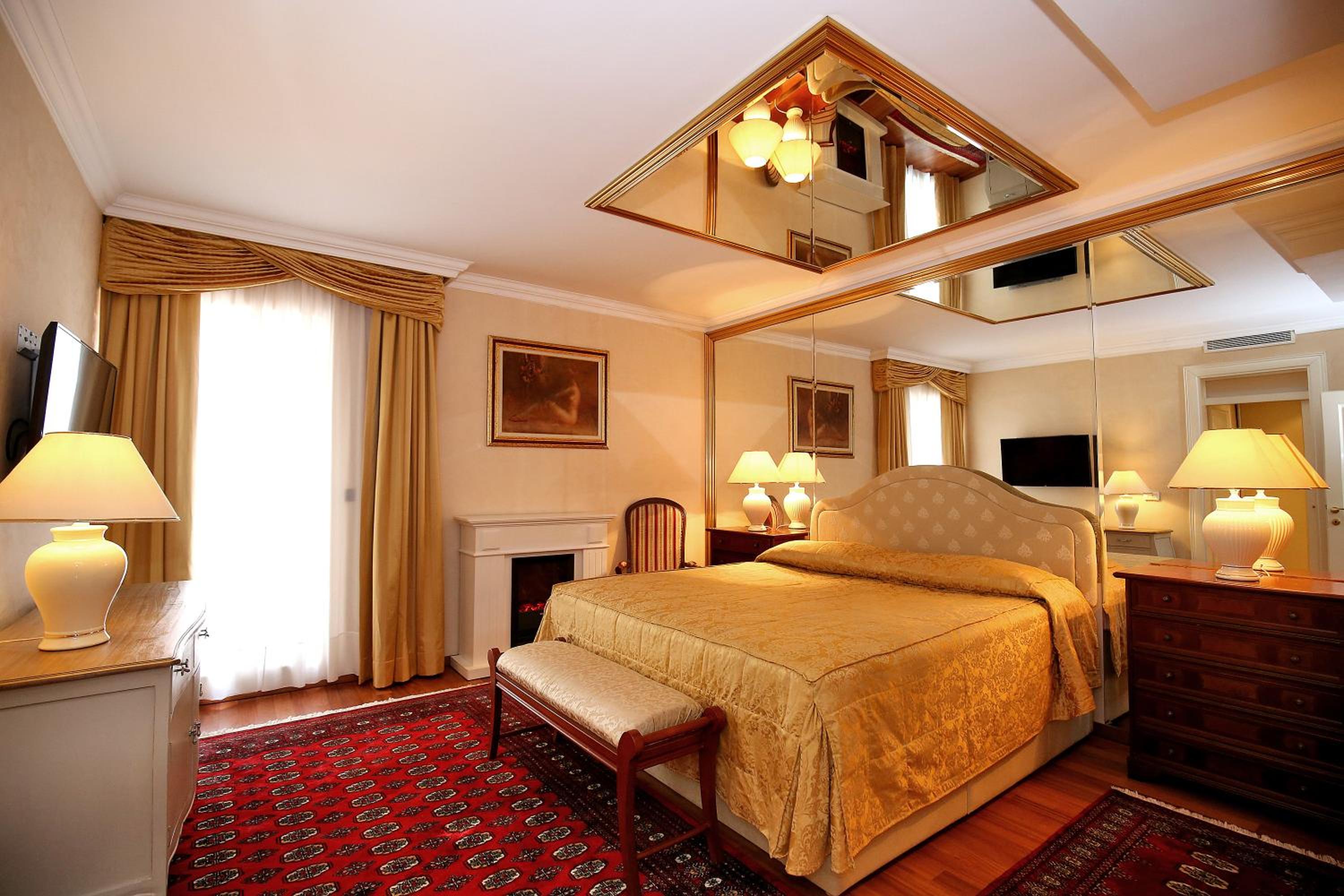Deluxe Suite with Terrace and Sea View photo 1