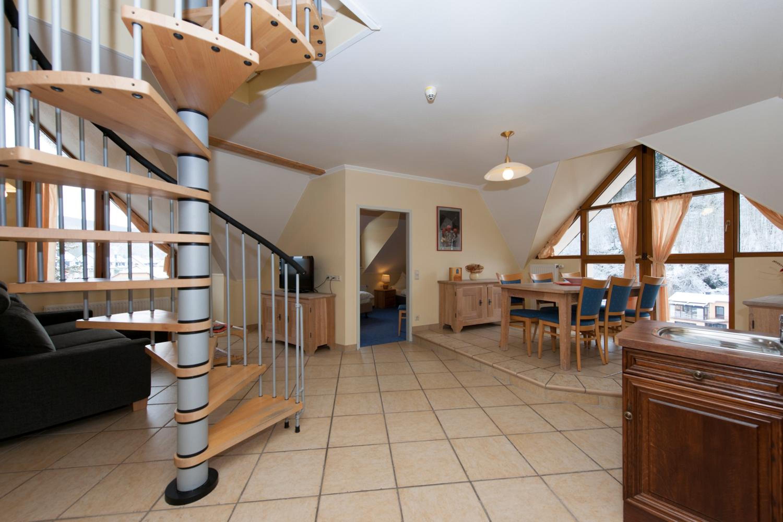 Apartment (6 Adults)