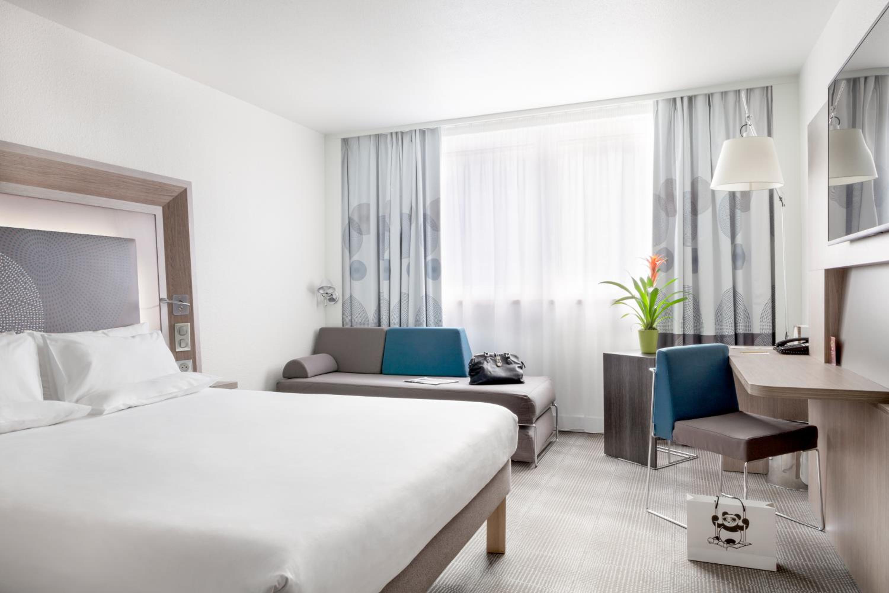 Superior King Room - Photo 1