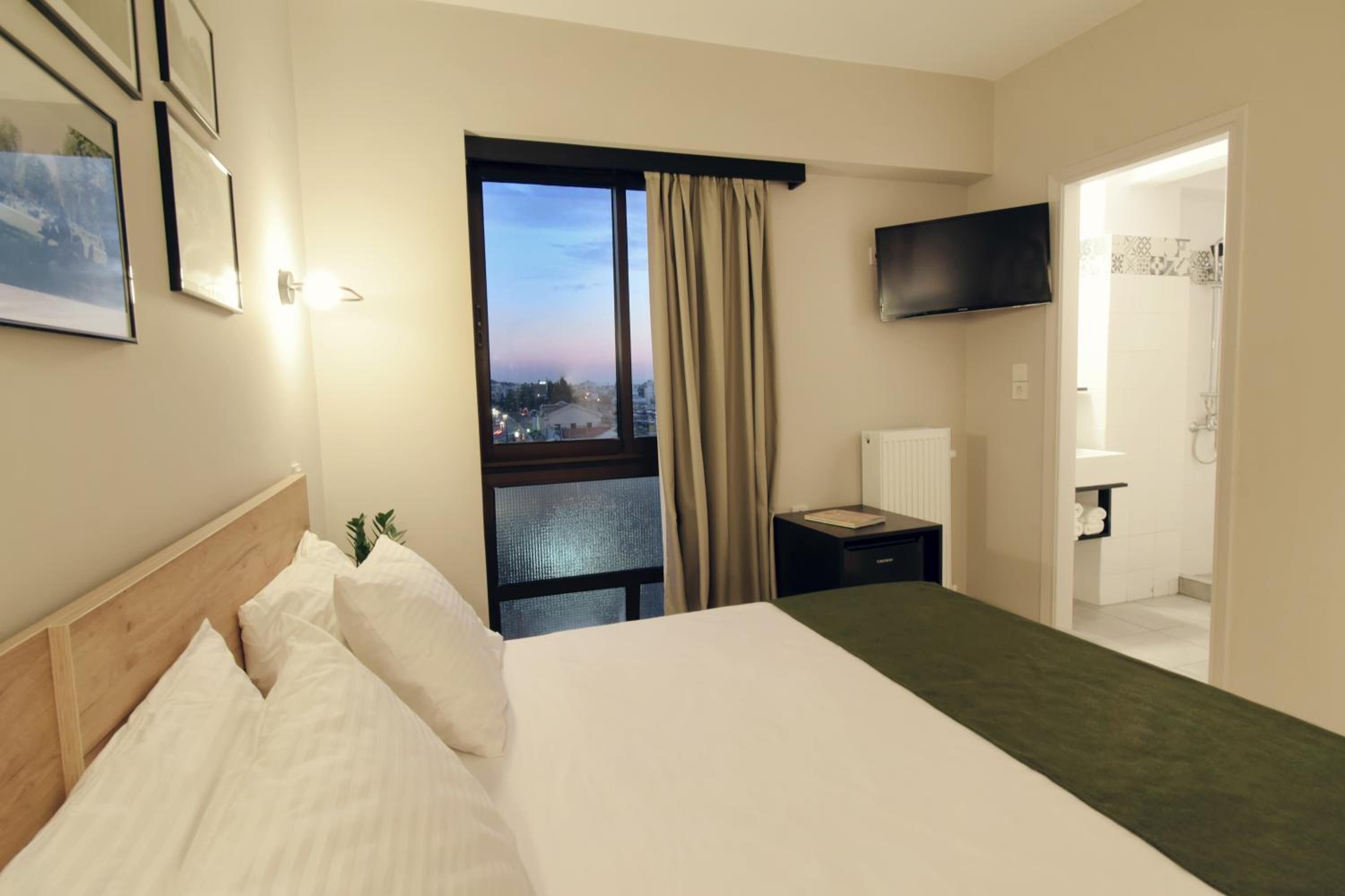 Deluxe Double Room photo 2