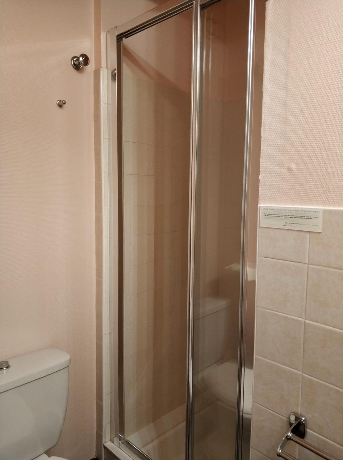 Double or Twin Room - Photo 2