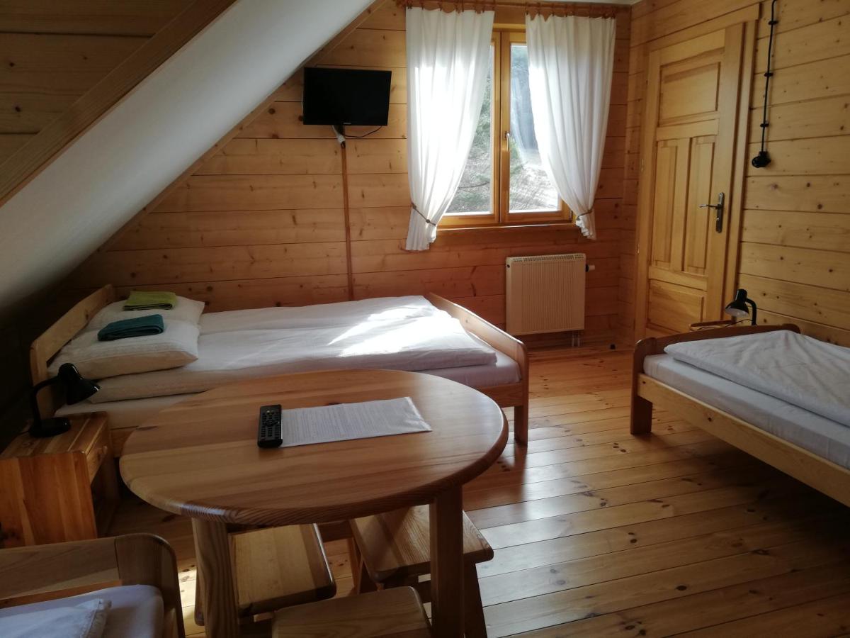 Quadruple Room with Private Bathroom photo 1