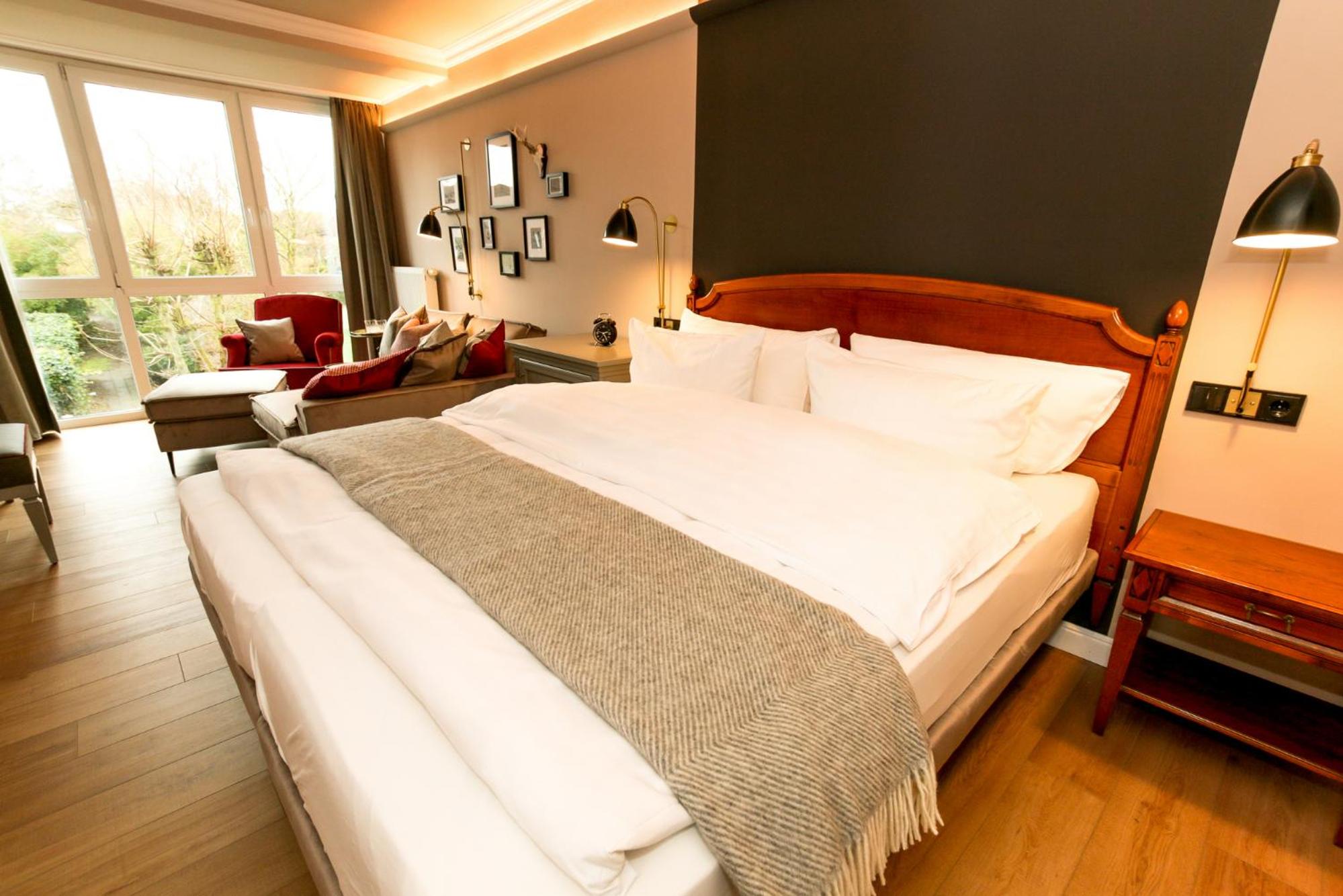 Double Room Large