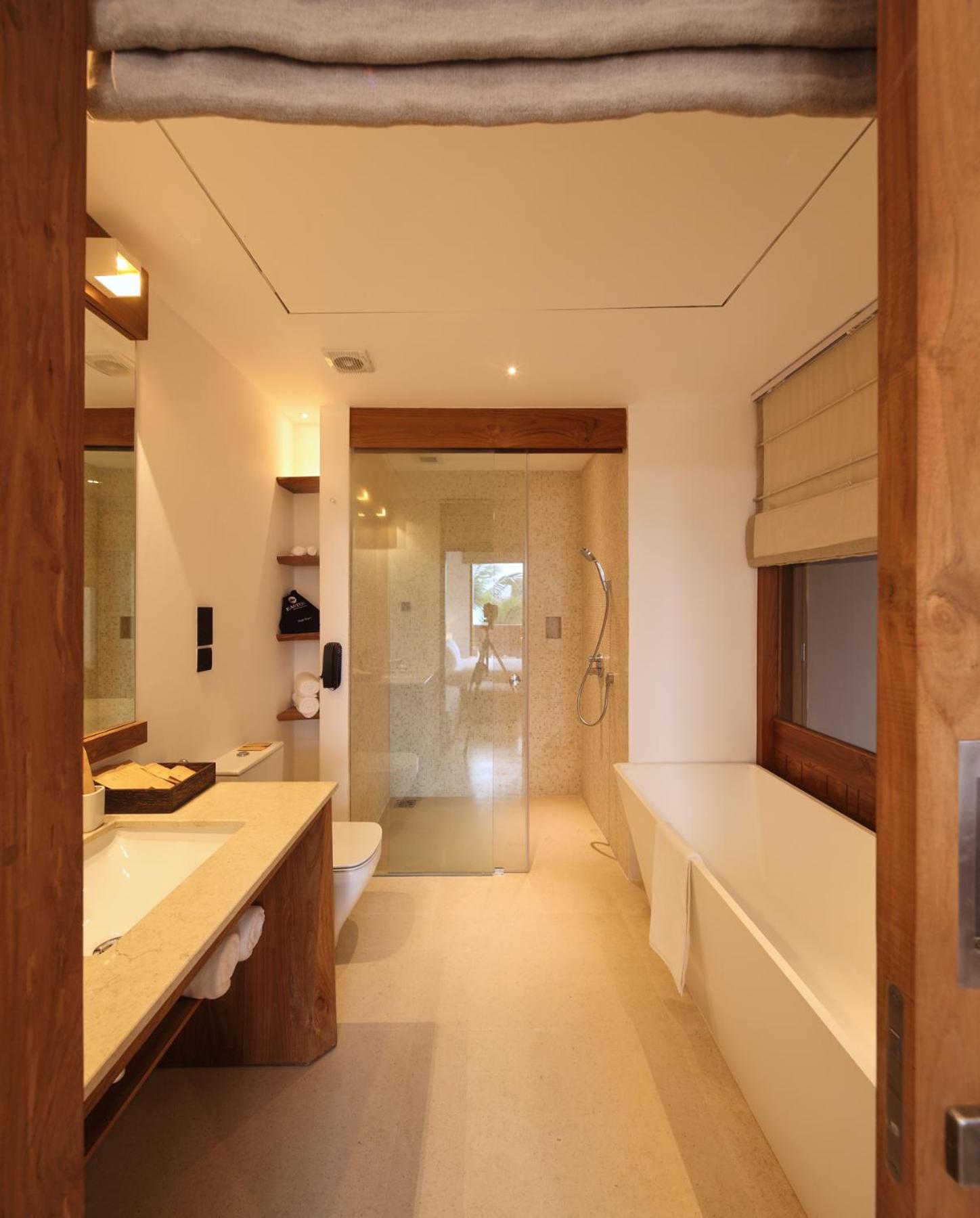 Double Room with Sea View photo 2