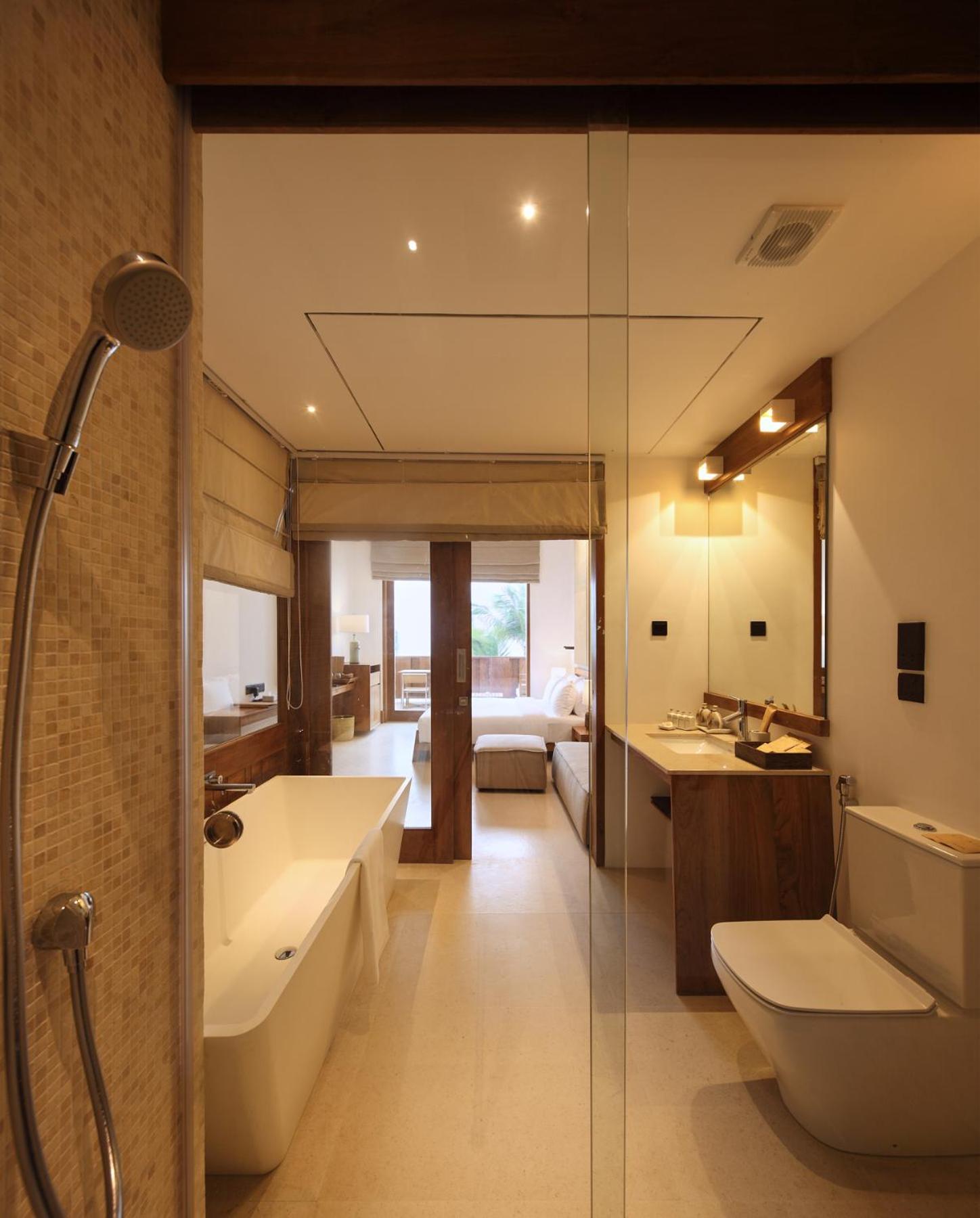 Double Room with Sea View photo 3