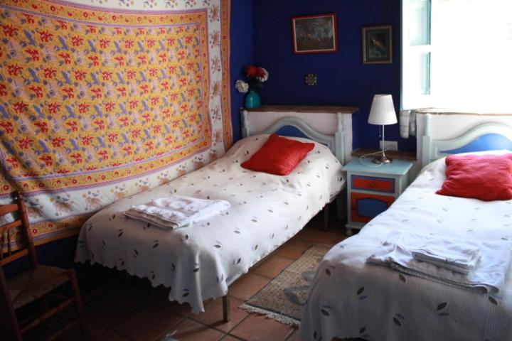 Double or Twin Room - Photo 5
