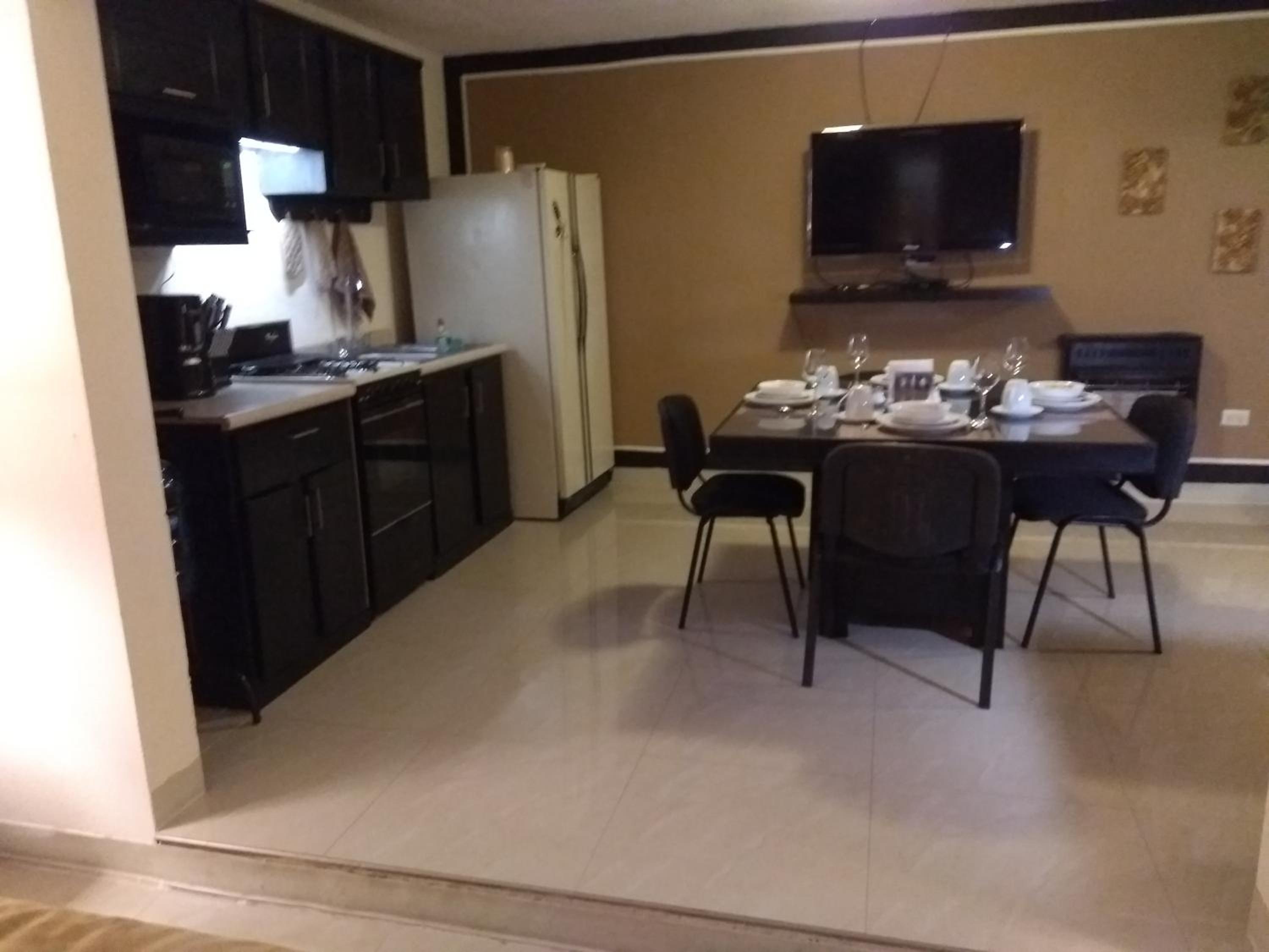 Apartment with Terrace - Photo 5