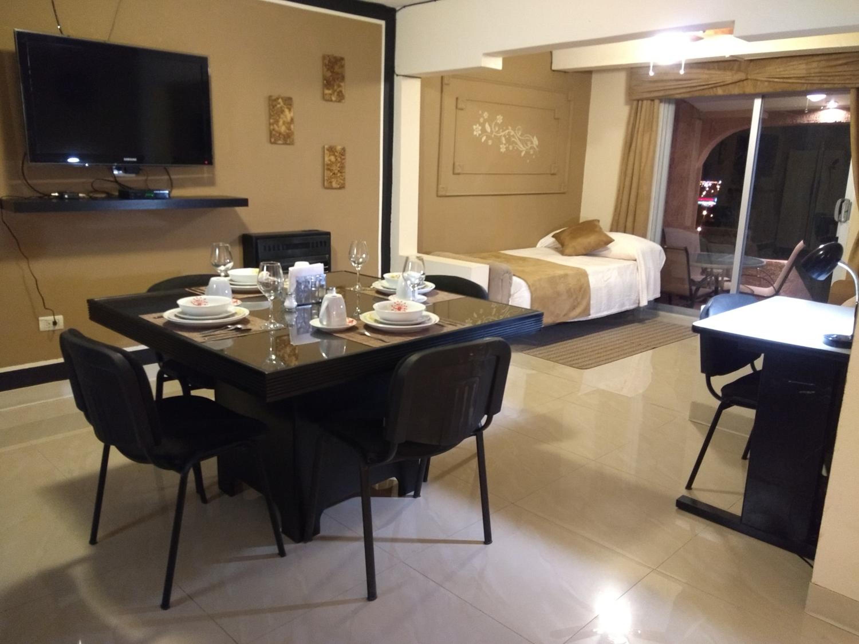 Apartment with Terrace - Photo 22