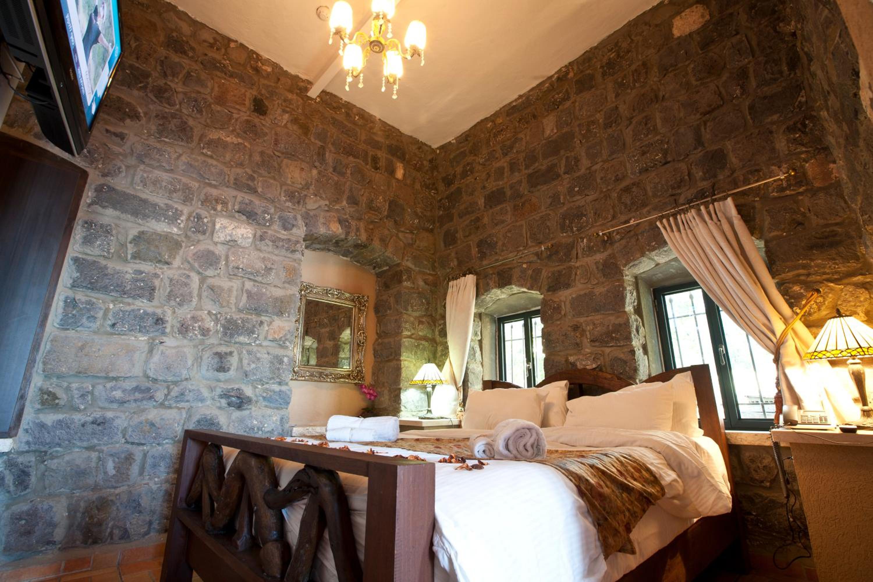 Premium Suite - Photo 2