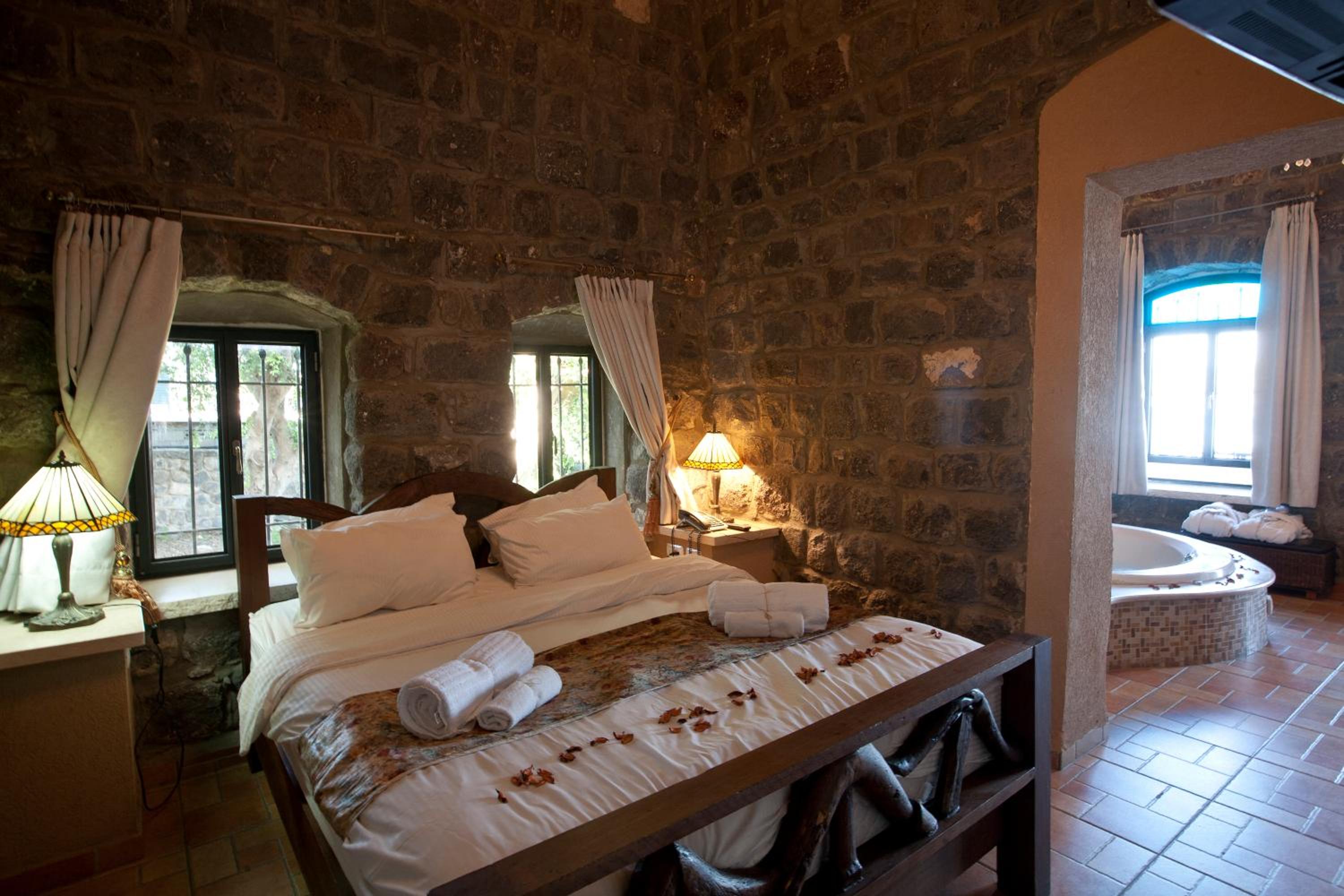 Premium Suite - Photo 21