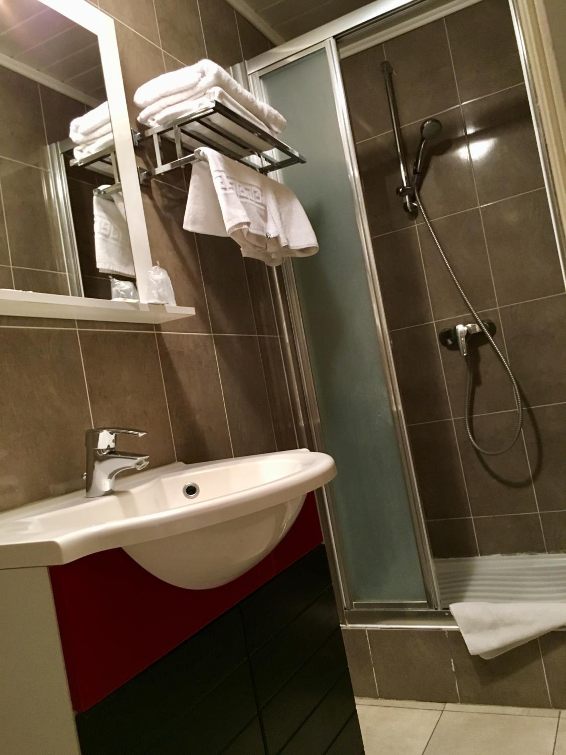 Single Room photo 2