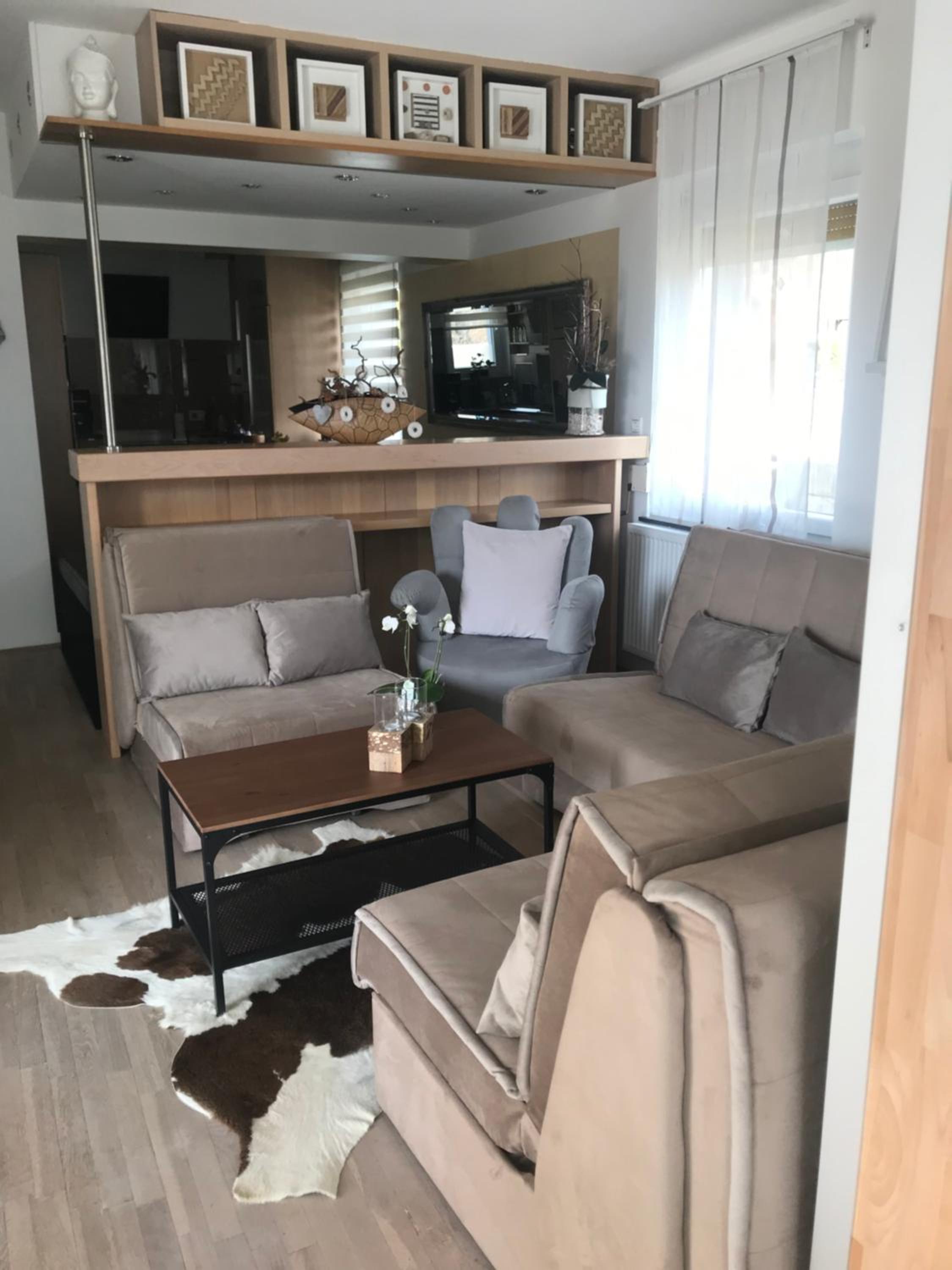 Apartment photo 3