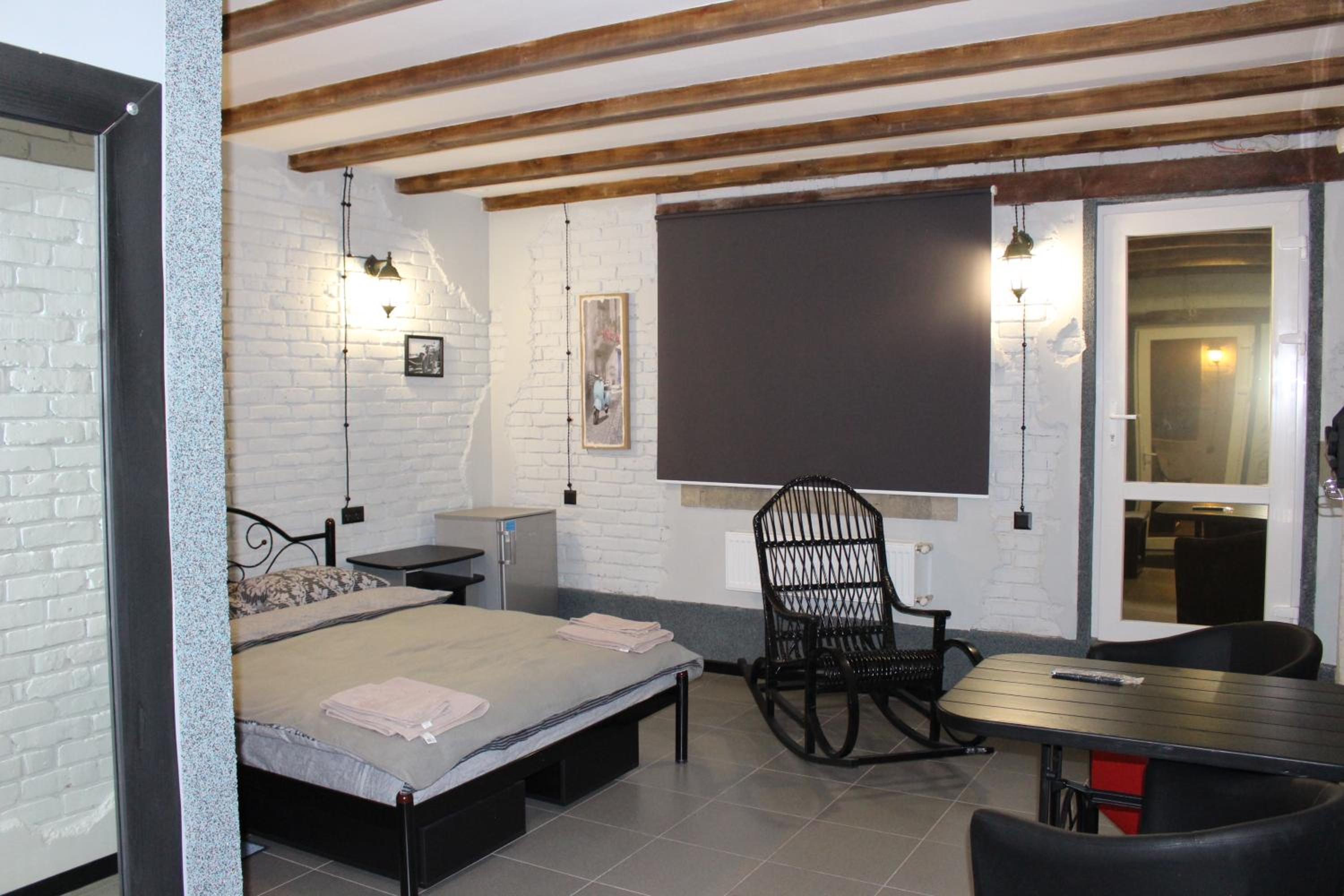 Deluxe Double Room with Shower photo 3