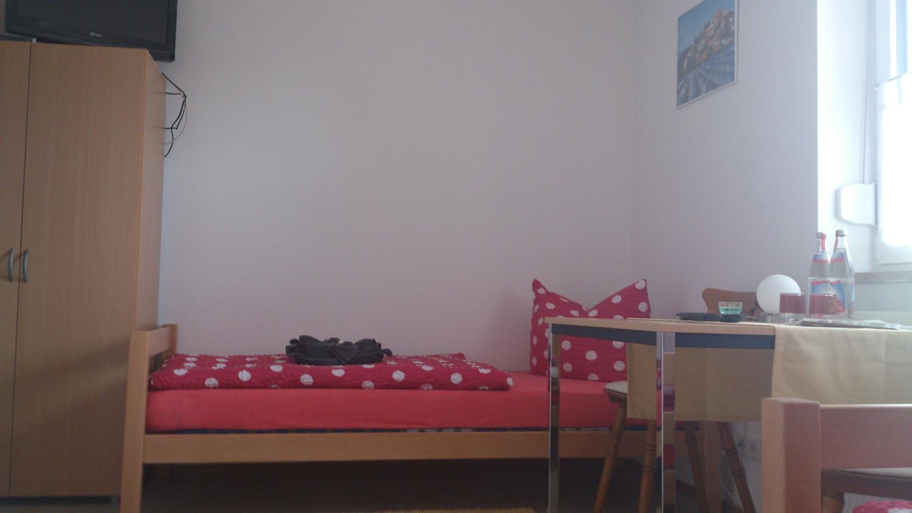 Superior Twin Room - Photo 4